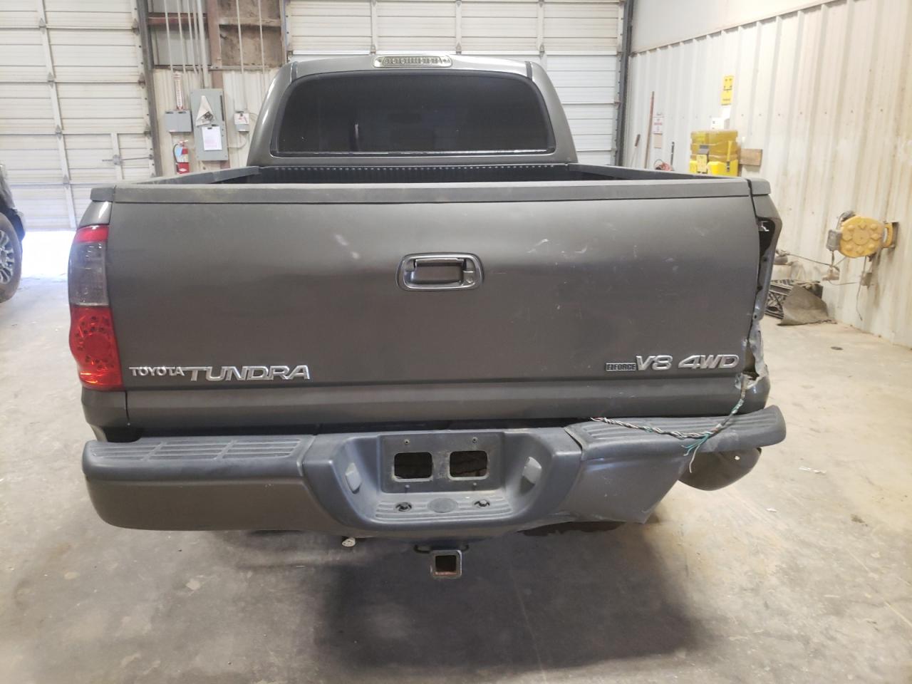 Photo 5 VIN: 5TBDT481X5S480459 - TOYOTA TUNDRA 