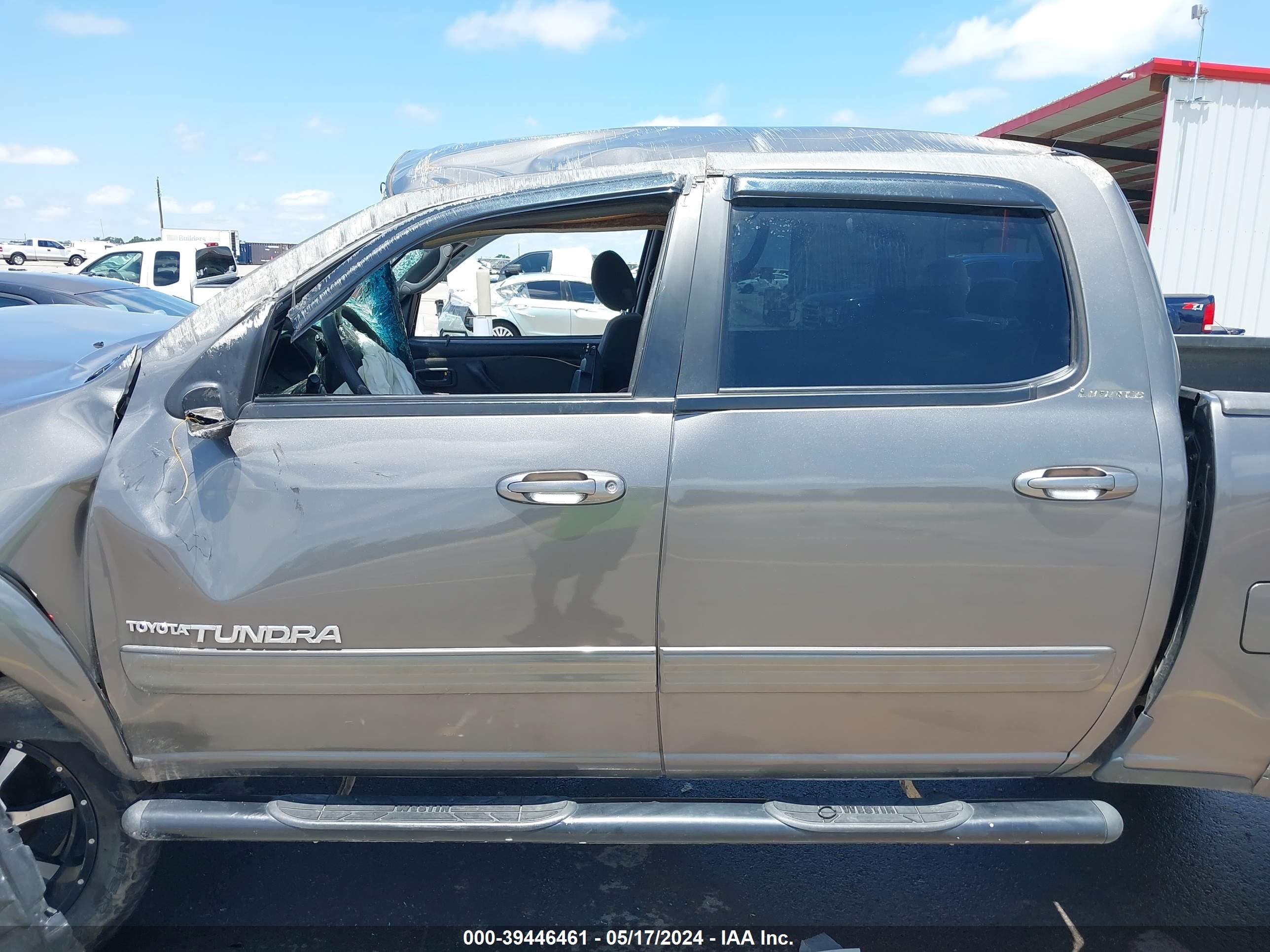 Photo 12 VIN: 5TBDT481X6S537213 - TOYOTA TUNDRA 