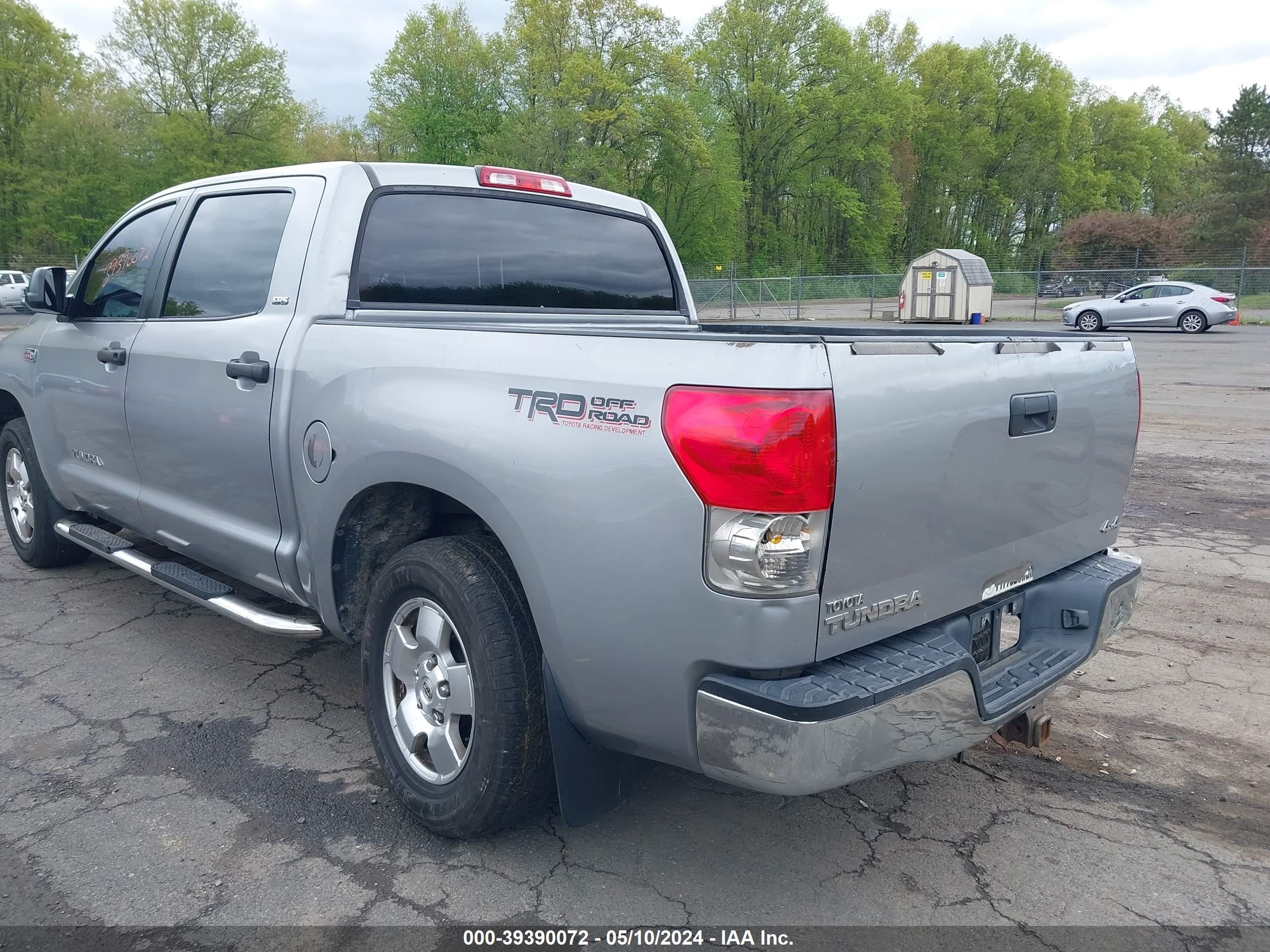 Photo 2 VIN: 5TBDV54108S500633 - TOYOTA TUNDRA 