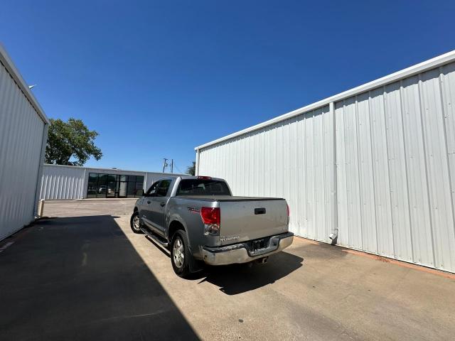 Photo 2 VIN: 5TBDV54117S484604 - TOYOTA TUNDRA CRE 