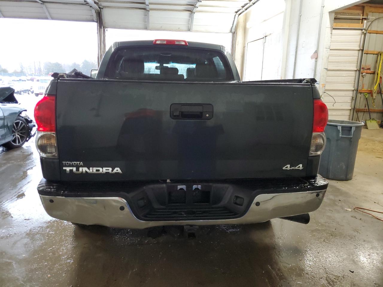 Photo 5 VIN: 5TBDV58147S472134 - TOYOTA TUNDRA 