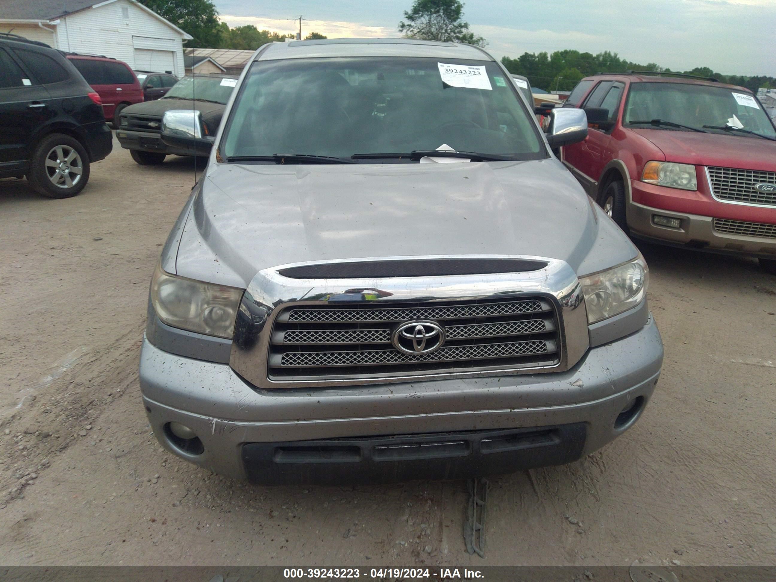 Photo 10 VIN: 5TBDV58158S507796 - TOYOTA TUNDRA 