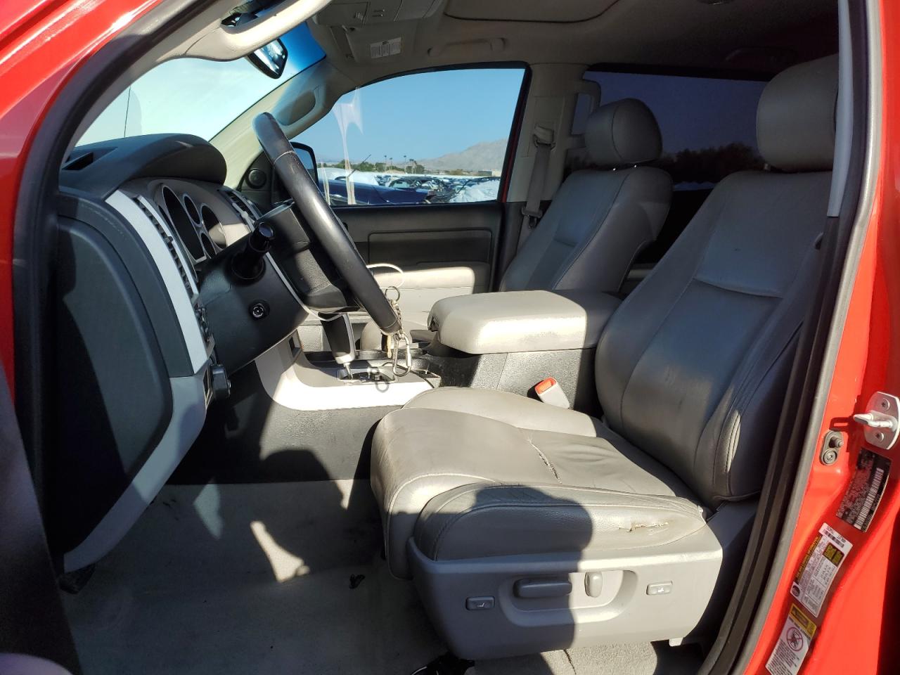 Photo 6 VIN: 5TBDV58177S485184 - TOYOTA TUNDRA 