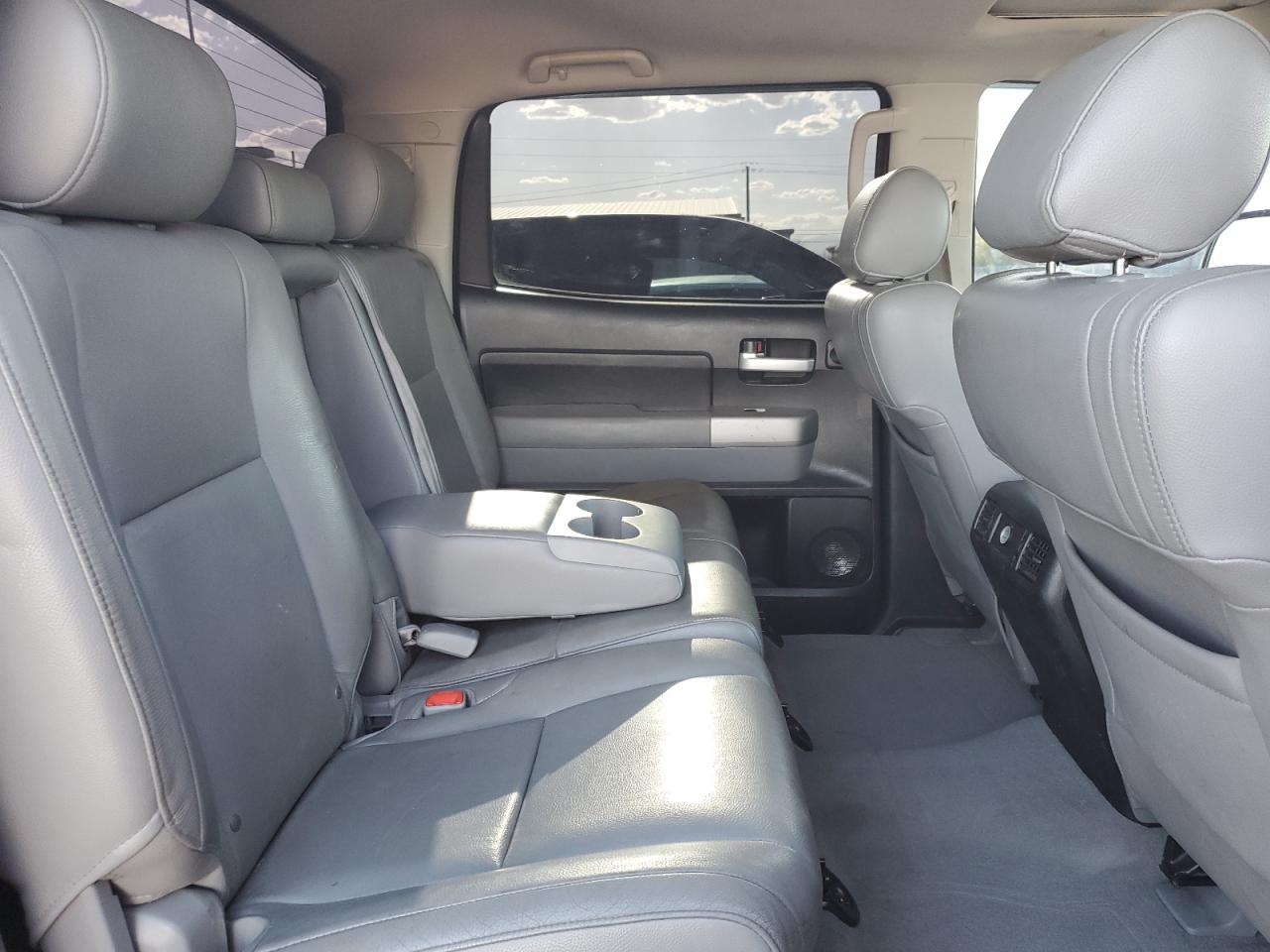 Photo 9 VIN: 5TBDV58177S485184 - TOYOTA TUNDRA 