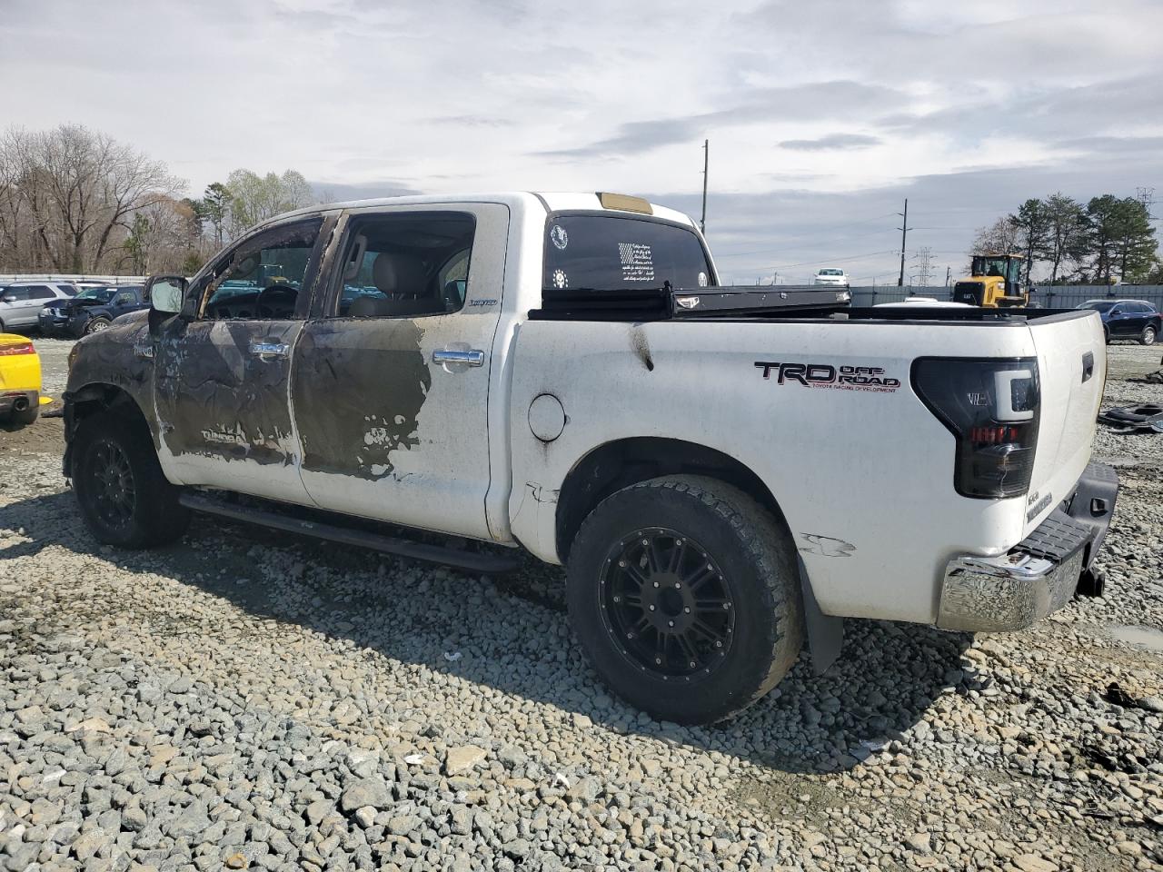 Photo 1 VIN: 5TBDV58187S471262 - TOYOTA TUNDRA 