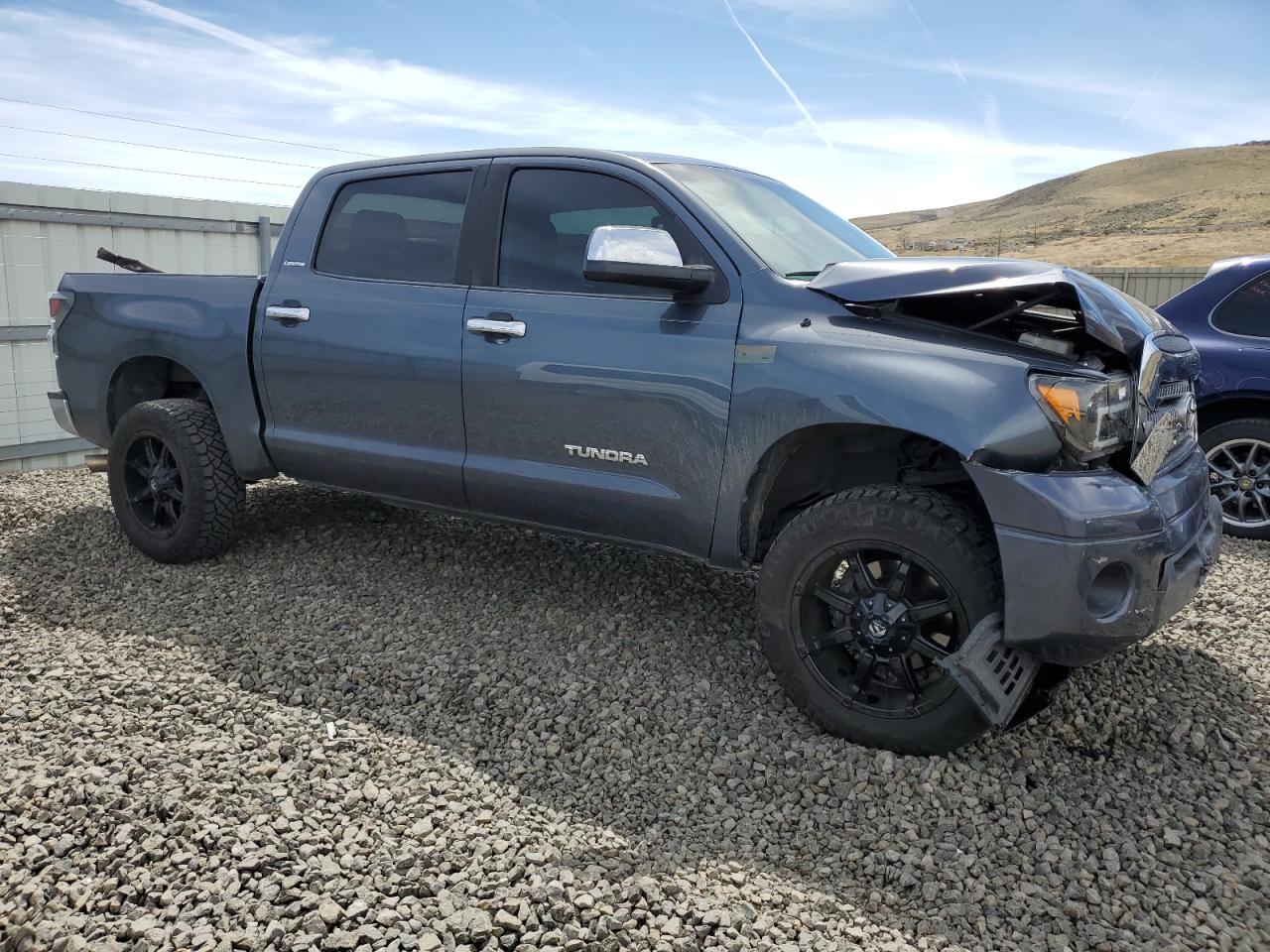 Photo 3 VIN: 5TBDV581X7S475734 - TOYOTA TUNDRA 