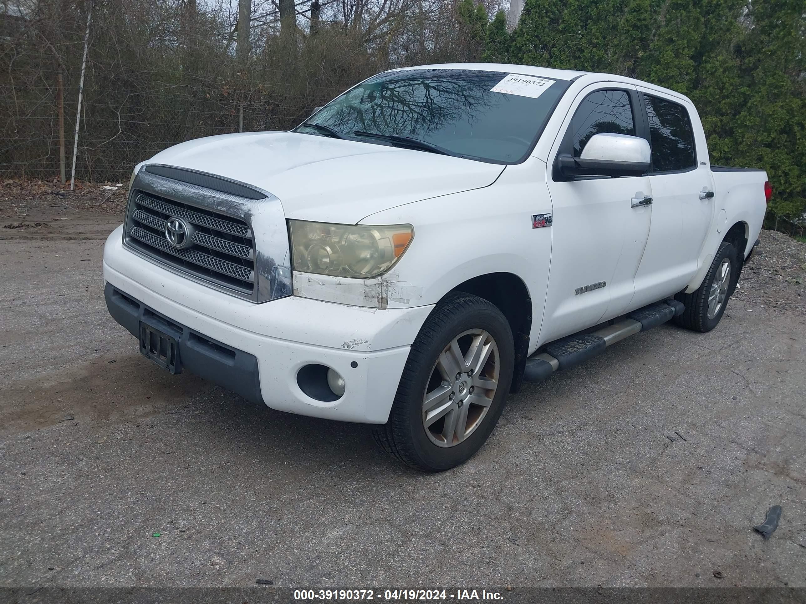 Photo 1 VIN: 5TBDV581X8S498013 - TOYOTA TUNDRA 