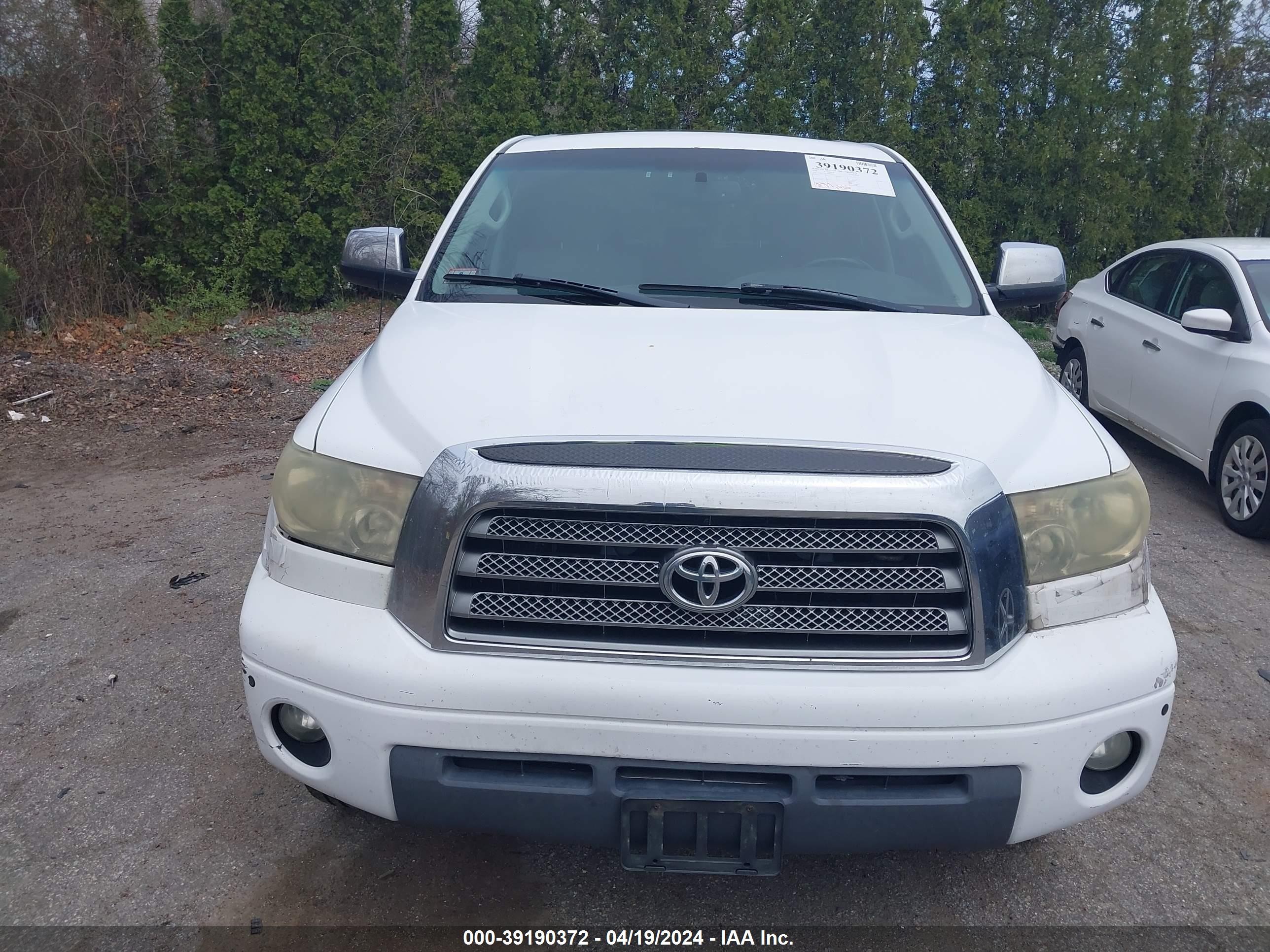 Photo 11 VIN: 5TBDV581X8S498013 - TOYOTA TUNDRA 