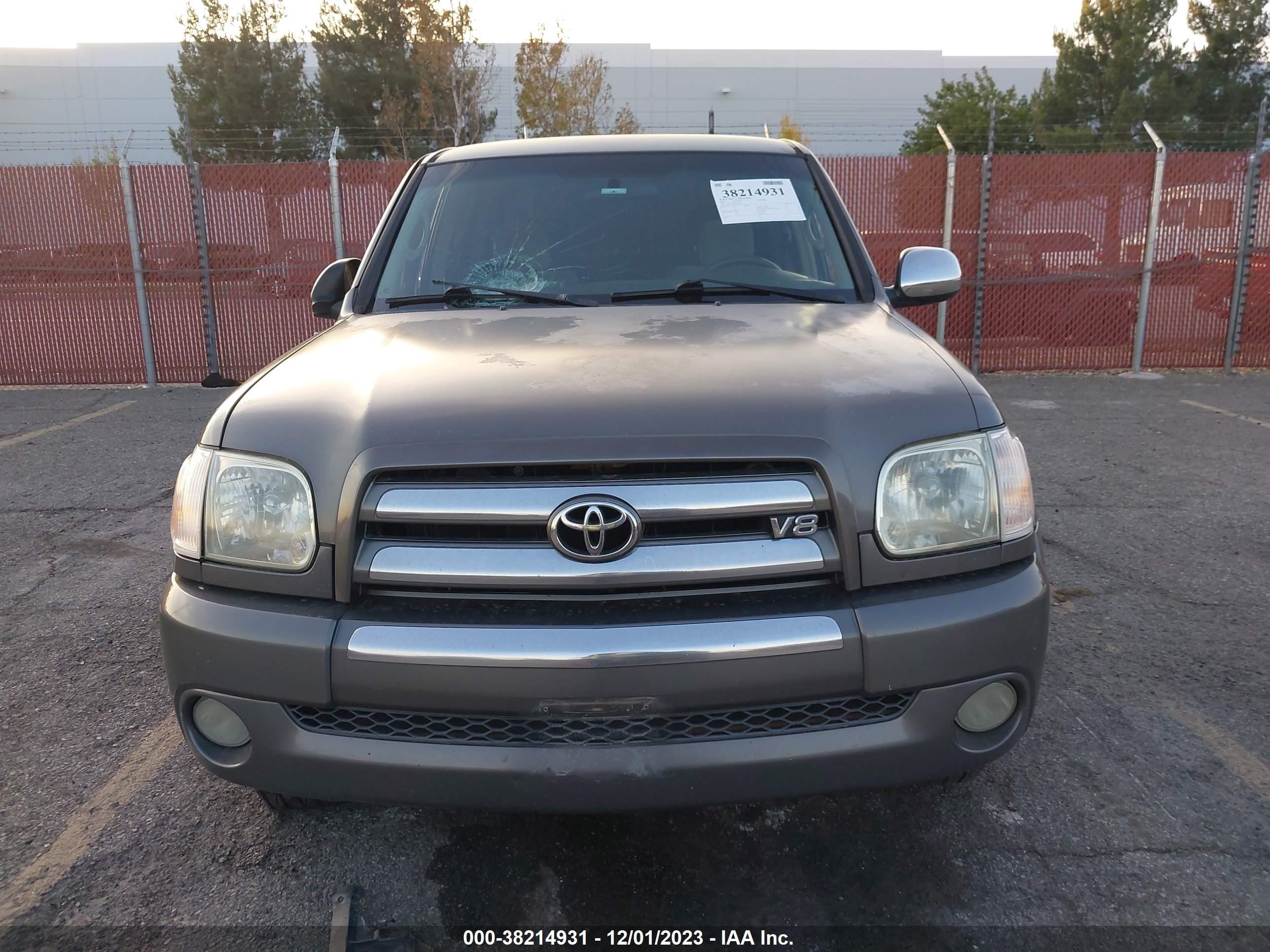 Photo 11 VIN: 5TBET34105S487375 - TOYOTA TUNDRA 