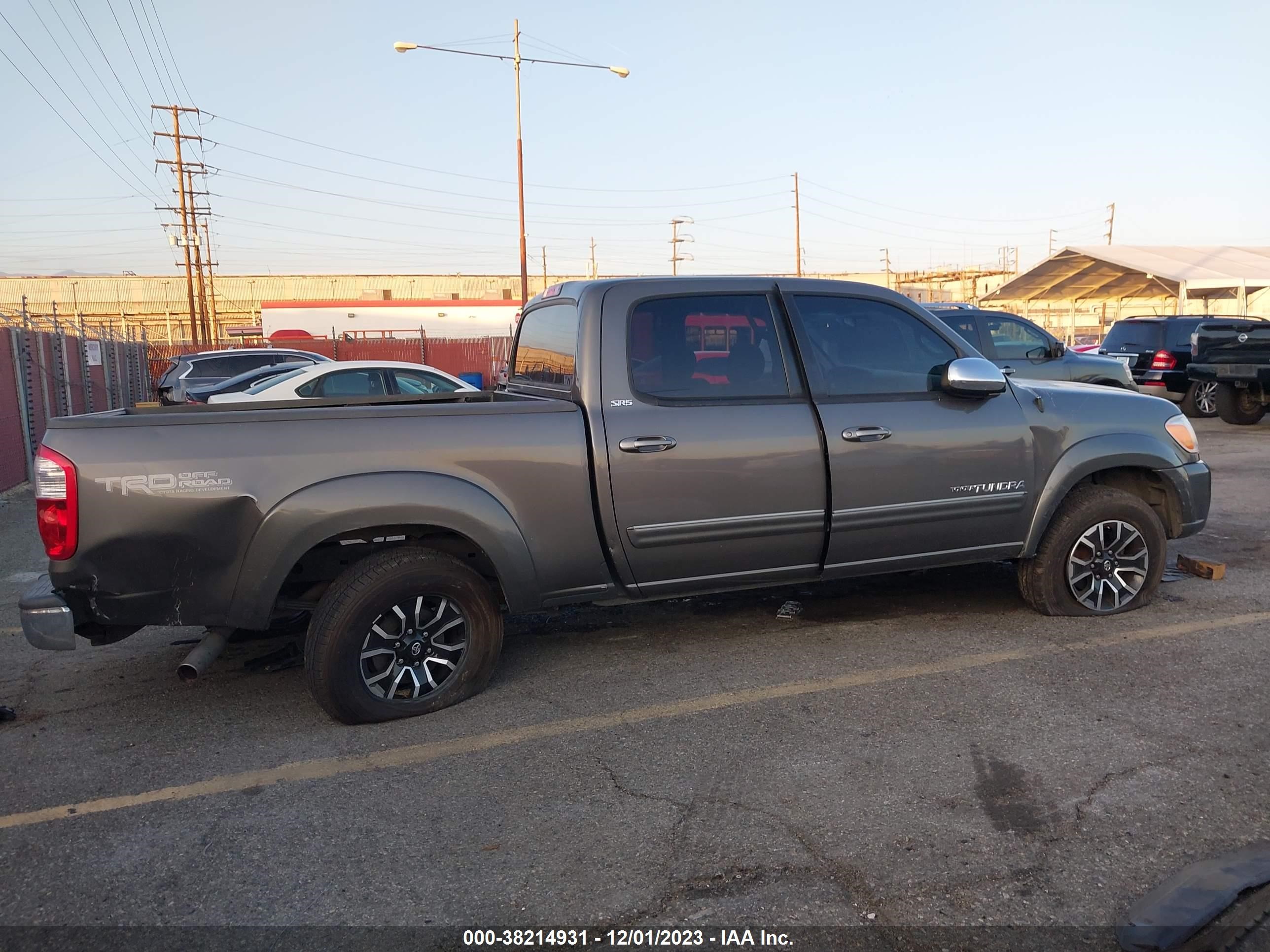 Photo 12 VIN: 5TBET34105S487375 - TOYOTA TUNDRA 