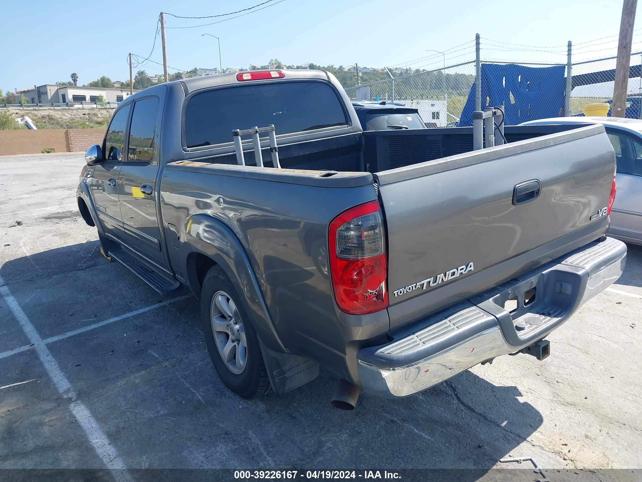 Photo 2 VIN: 5TBET34106S512499 - TOYOTA TUNDRA 