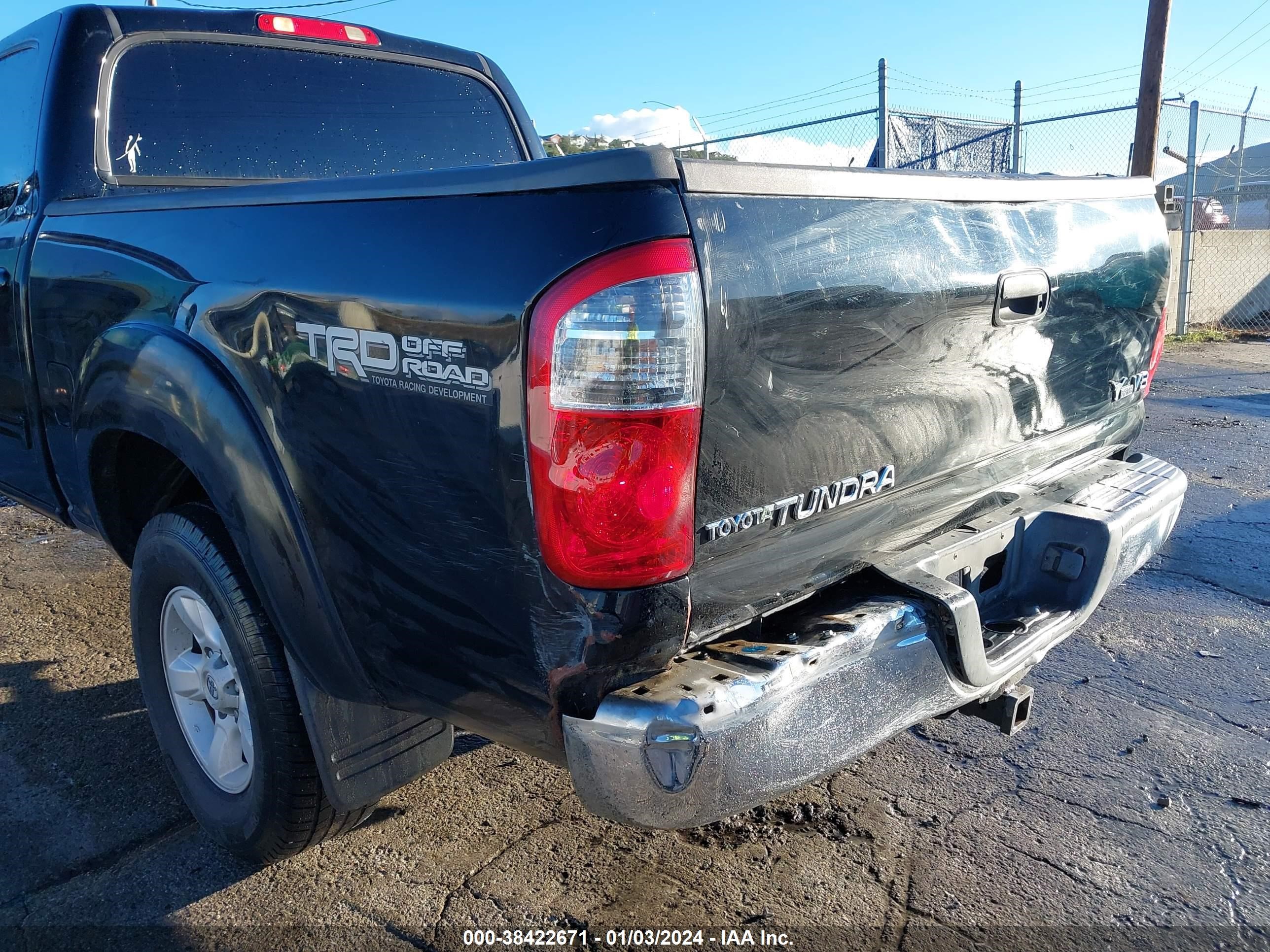 Photo 5 VIN: 5TBET34106S529111 - TOYOTA TUNDRA 