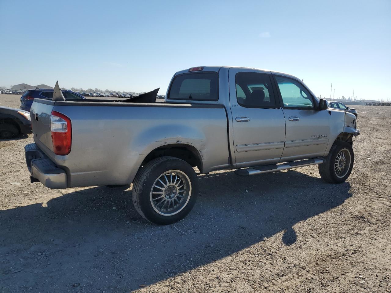 Photo 2 VIN: 5TBET34116S514083 - TOYOTA TUNDRA 