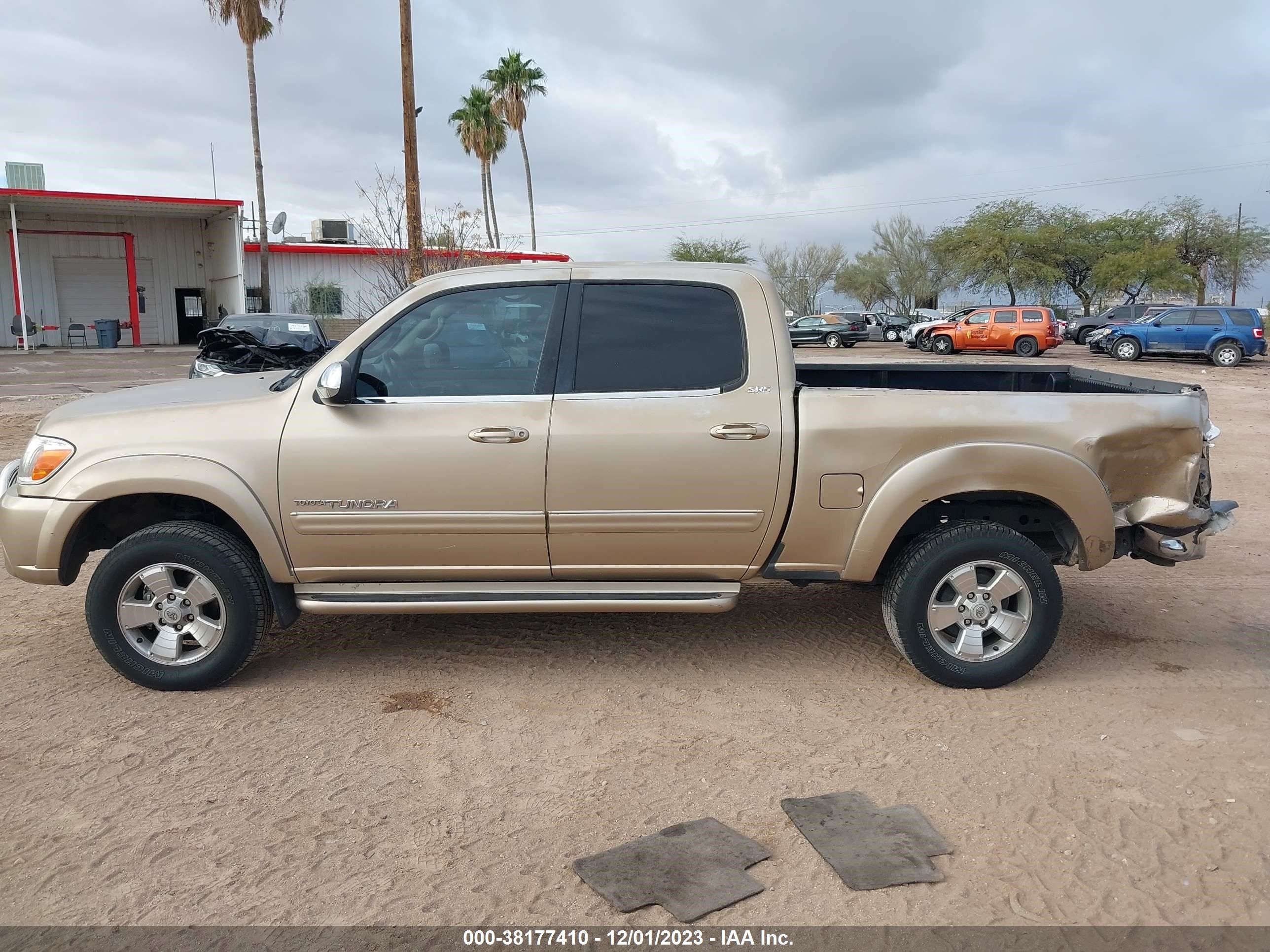 Photo 13 VIN: 5TBET34125S468455 - TOYOTA TUNDRA 