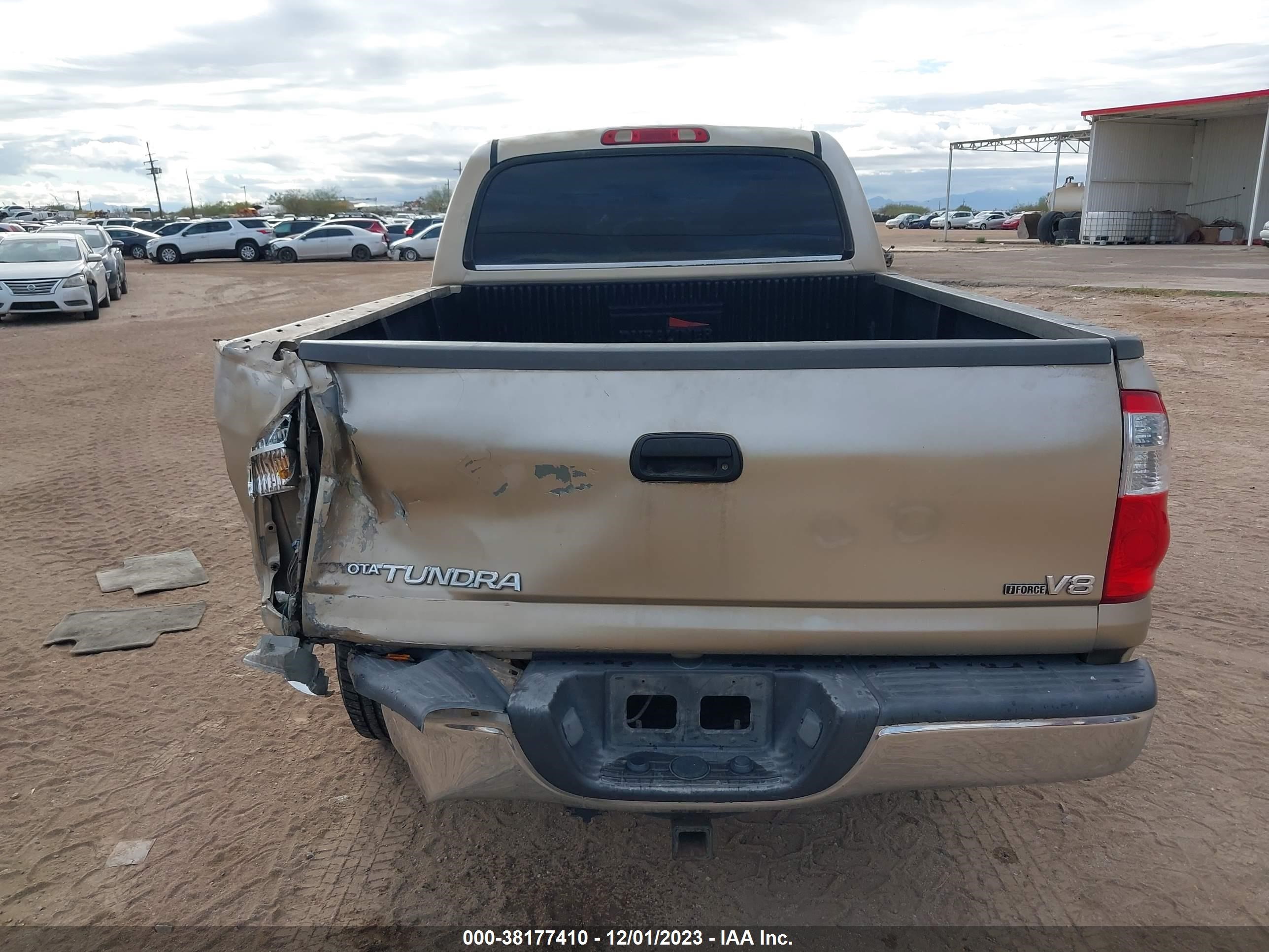 Photo 15 VIN: 5TBET34125S468455 - TOYOTA TUNDRA 