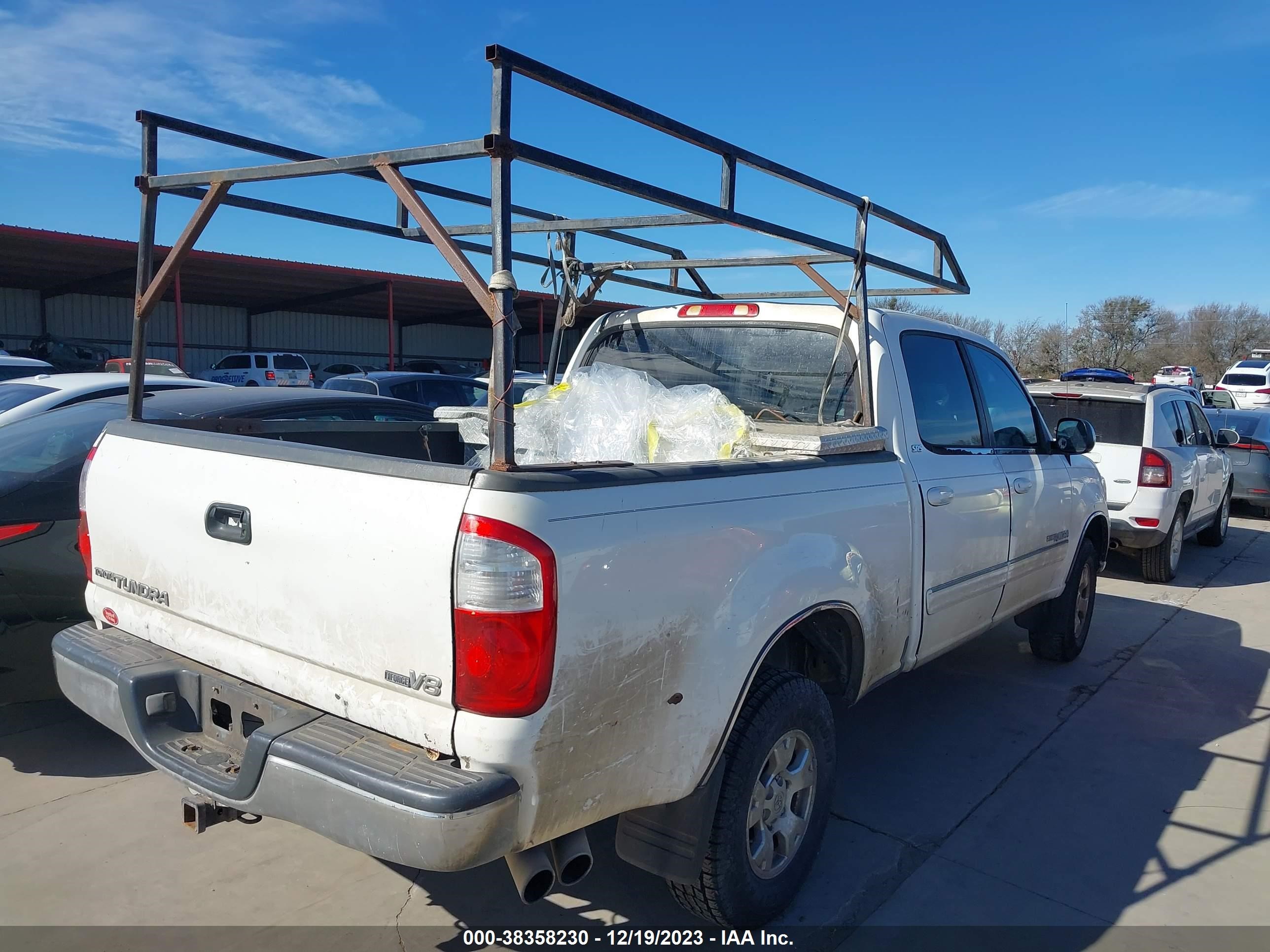 Photo 3 VIN: 5TBET34126S498556 - TOYOTA TUNDRA 