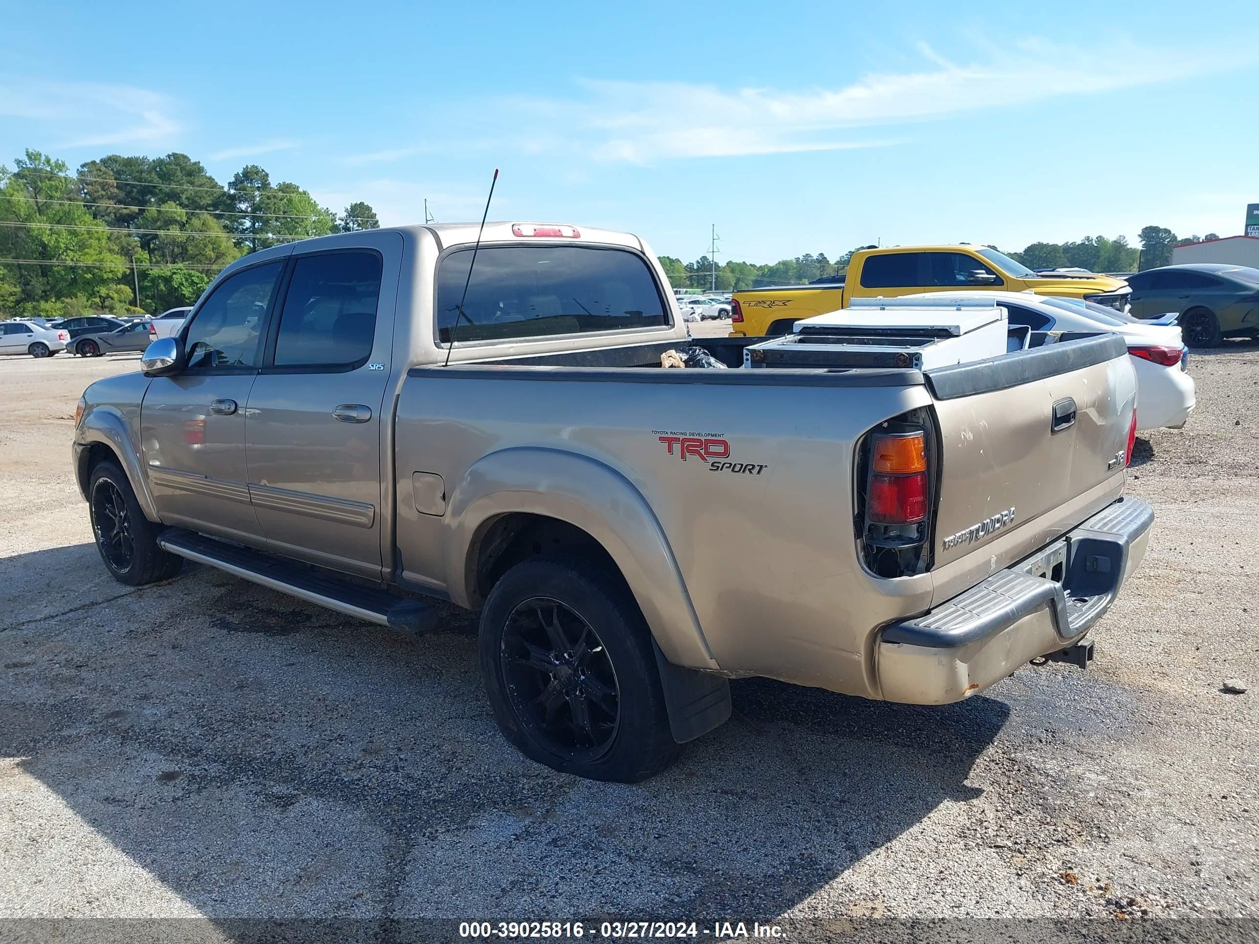 Photo 2 VIN: 5TBET34126S515338 - TOYOTA TUNDRA 