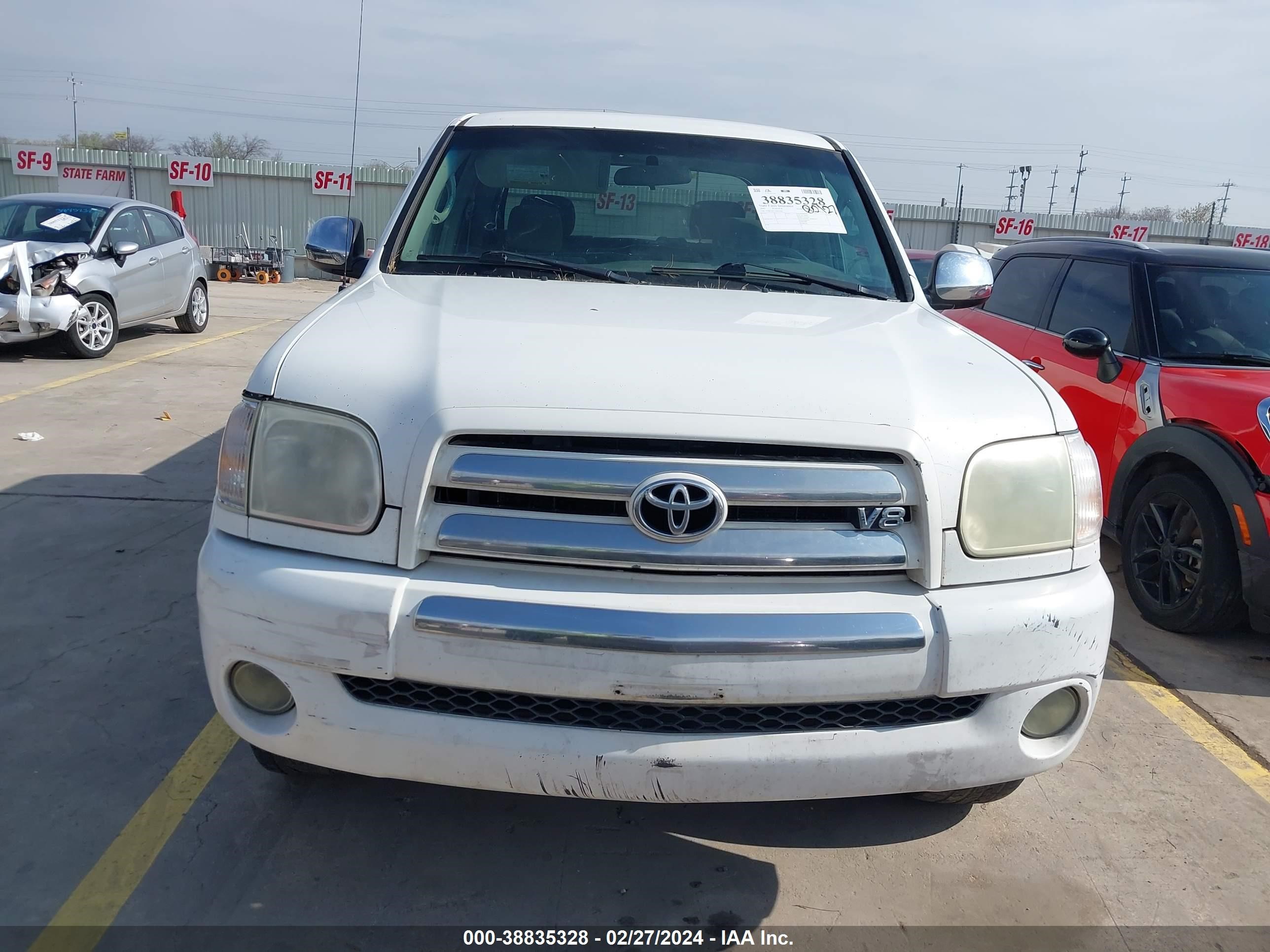 Photo 11 VIN: 5TBET34135S463166 - TOYOTA TUNDRA 