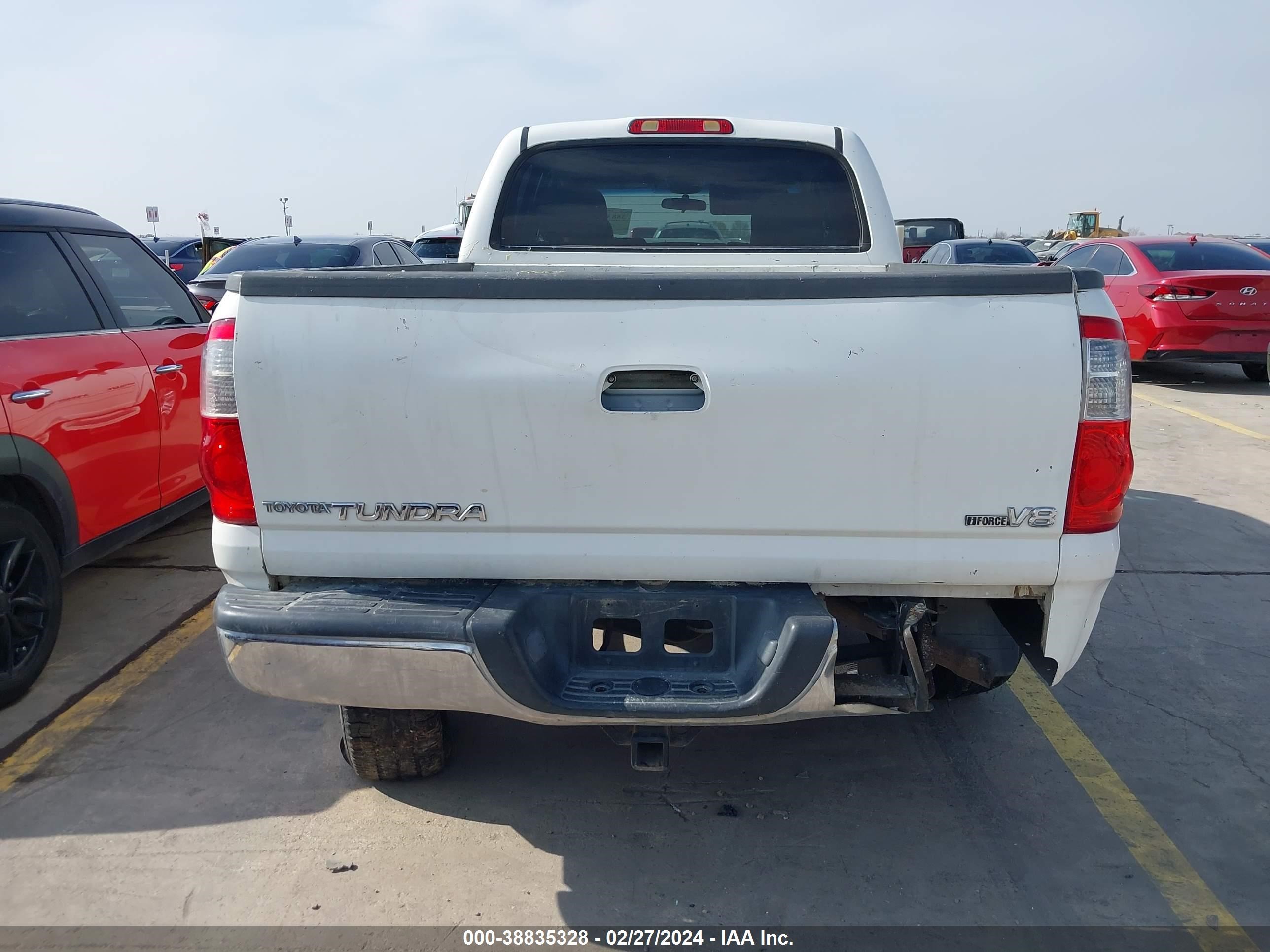 Photo 15 VIN: 5TBET34135S463166 - TOYOTA TUNDRA 