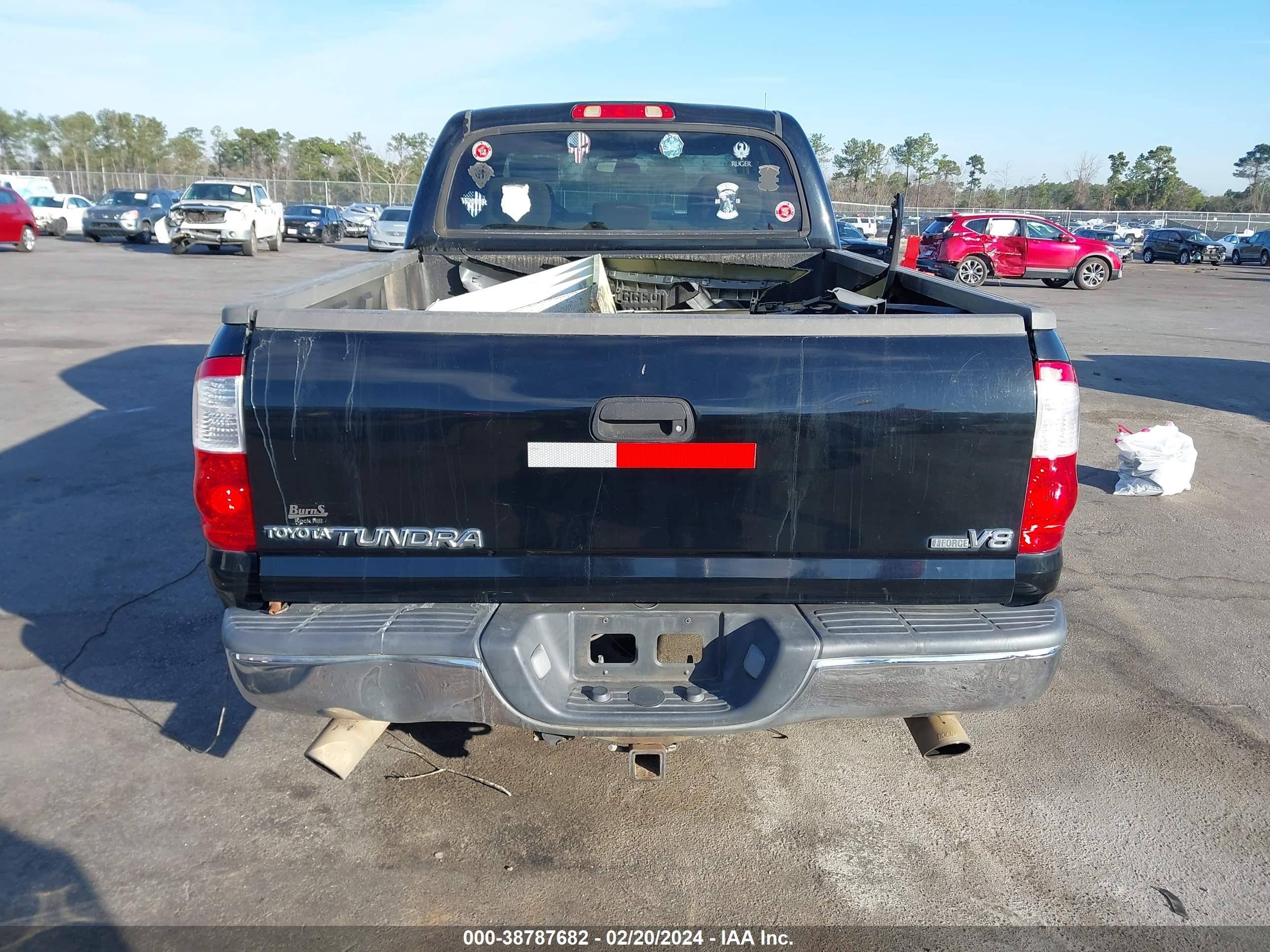 Photo 15 VIN: 5TBET34135S475107 - TOYOTA TUNDRA 