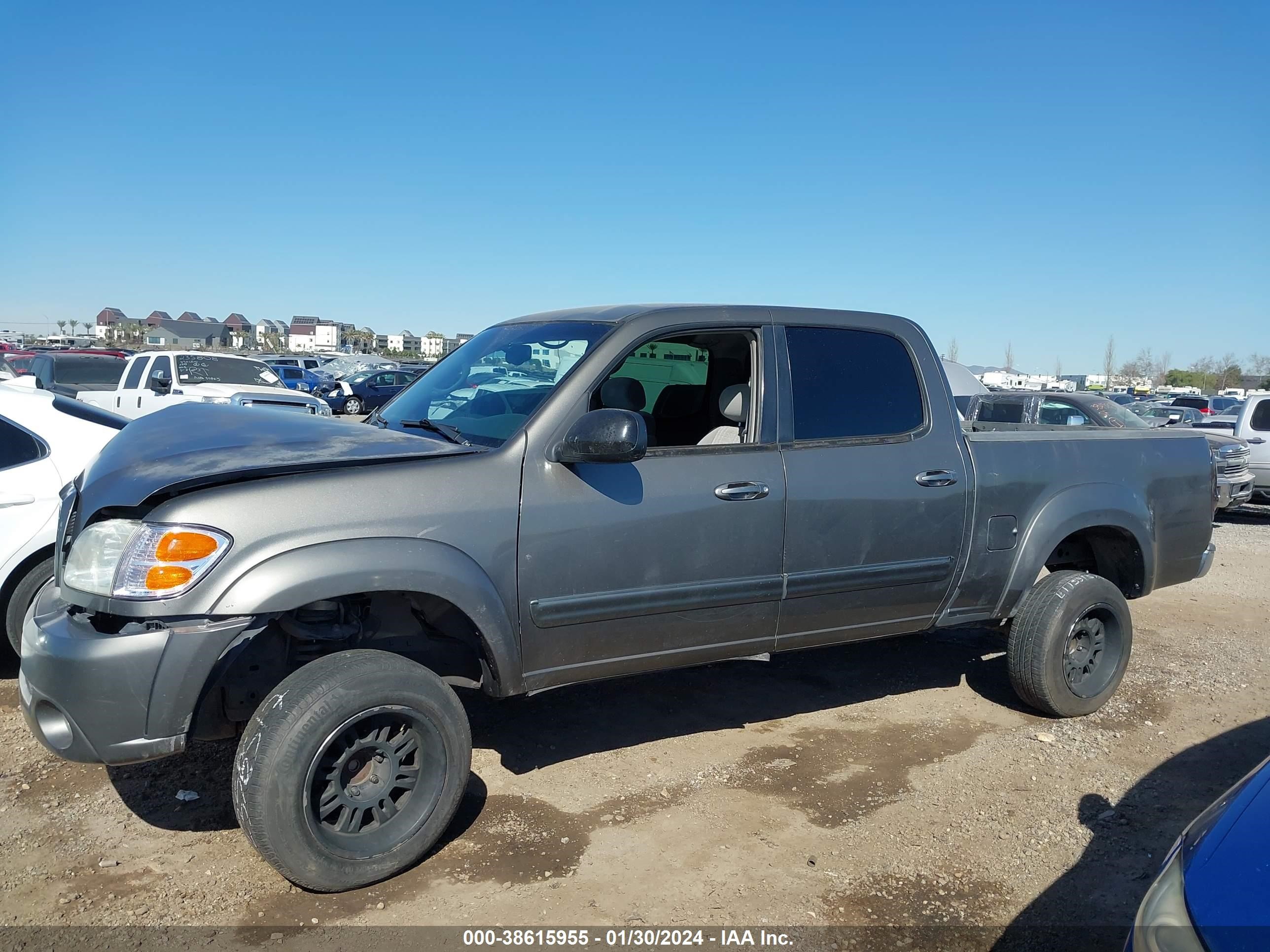 Photo 13 VIN: 5TBET34144S461408 - TOYOTA TUNDRA 