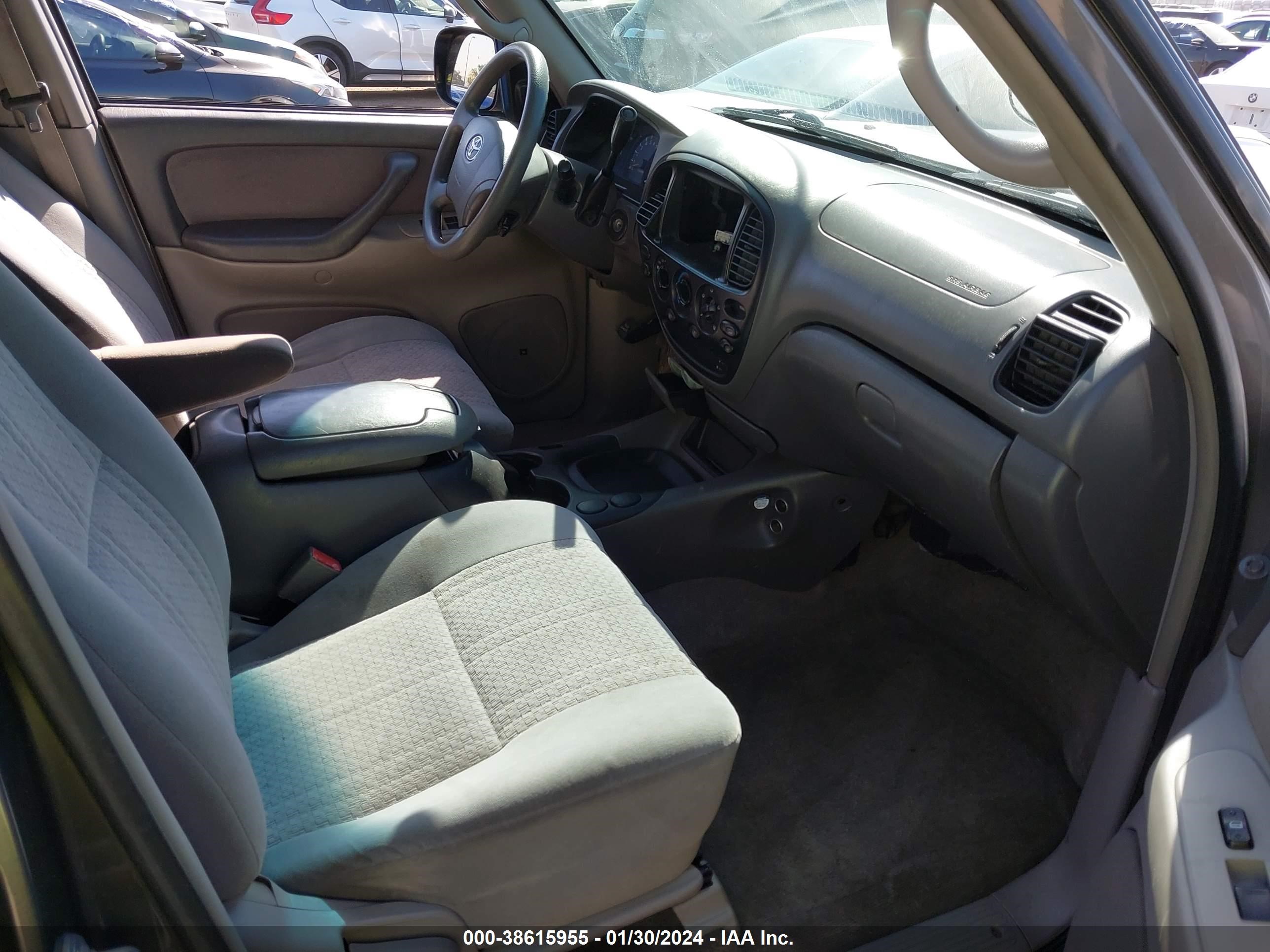 Photo 4 VIN: 5TBET34144S461408 - TOYOTA TUNDRA 