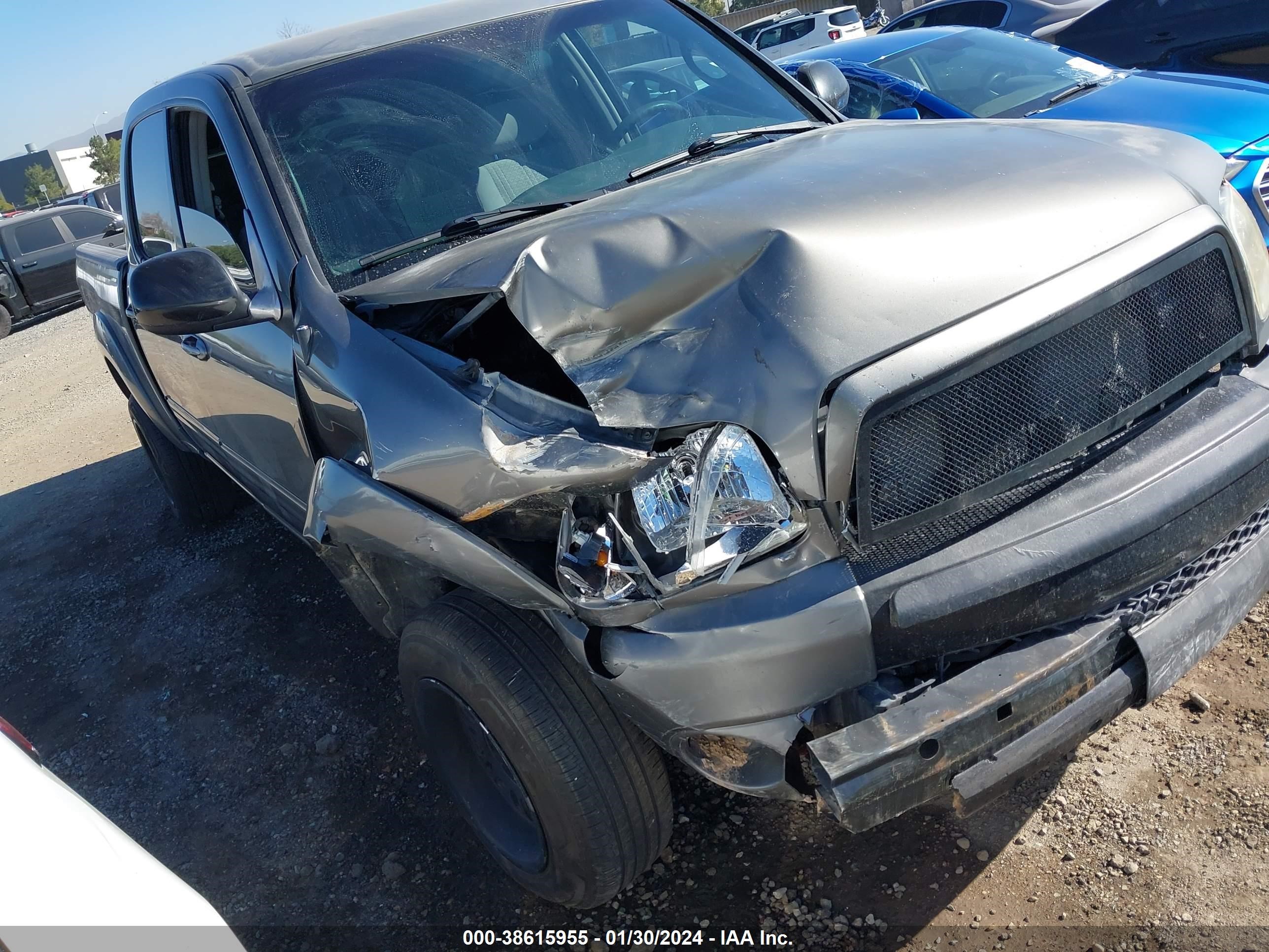 Photo 5 VIN: 5TBET34144S461408 - TOYOTA TUNDRA 