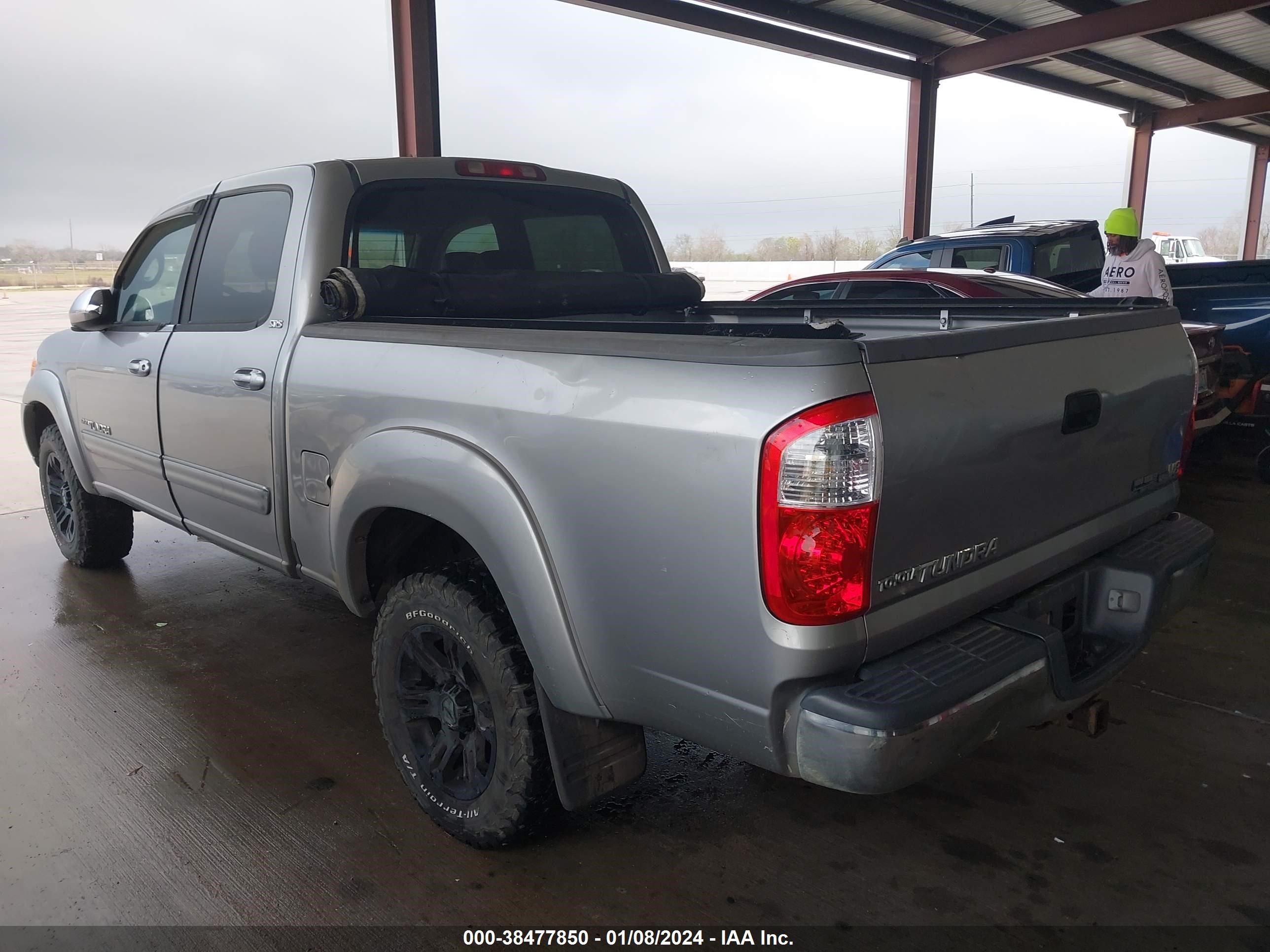 Photo 2 VIN: 5TBET34146S519584 - TOYOTA TUNDRA 