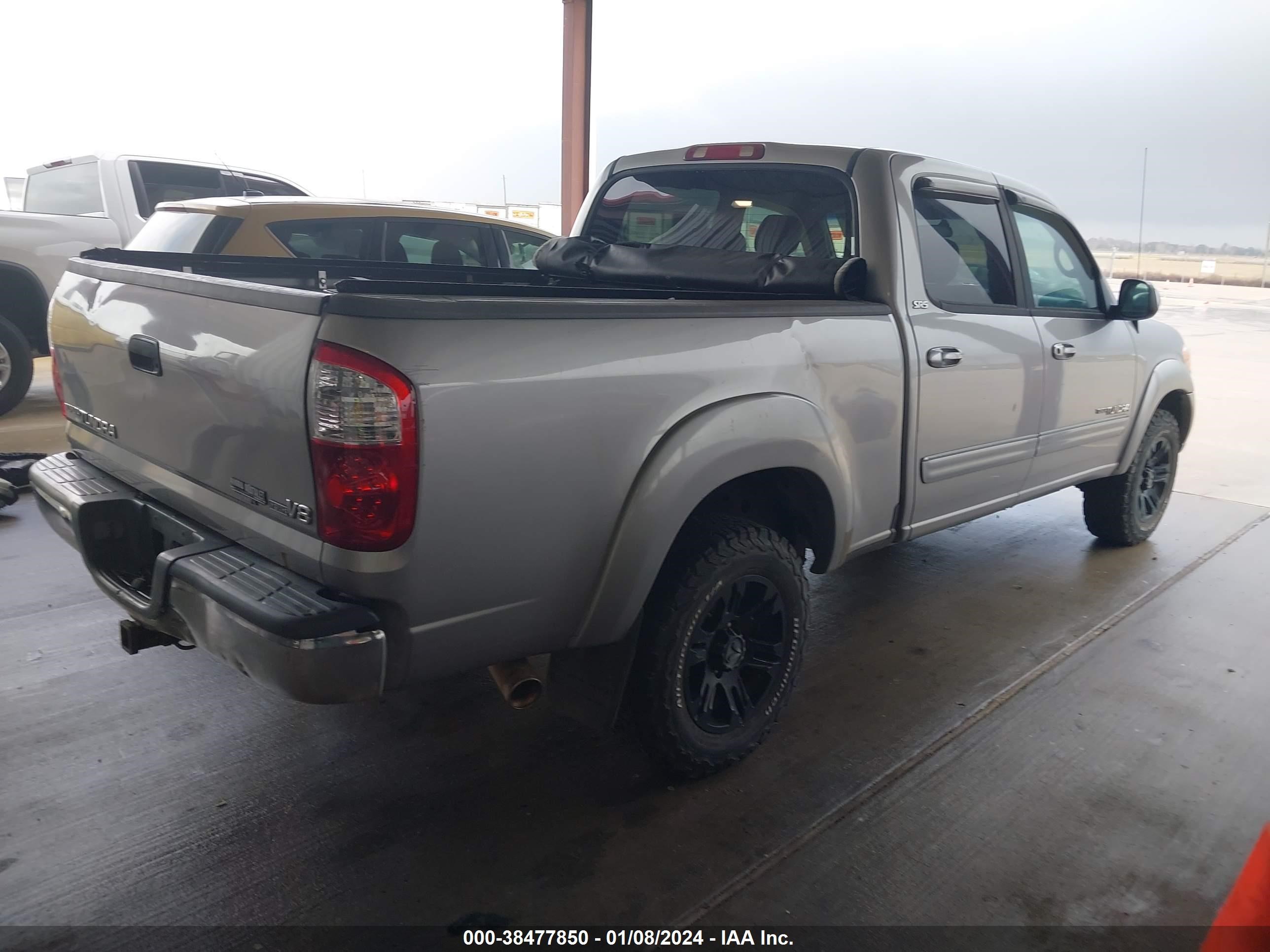 Photo 3 VIN: 5TBET34146S519584 - TOYOTA TUNDRA 