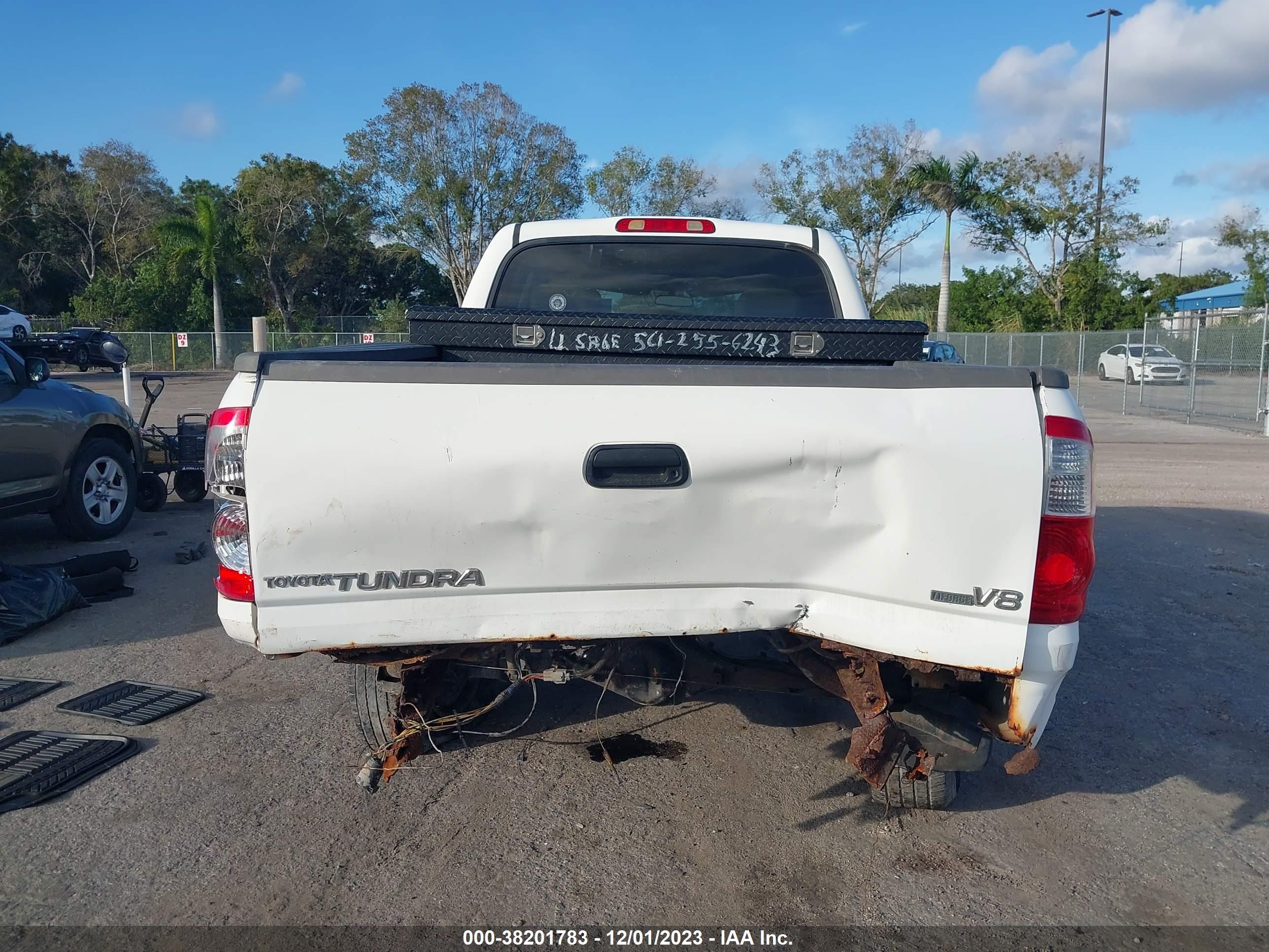 Photo 15 VIN: 5TBET34155S480311 - TOYOTA TUNDRA 