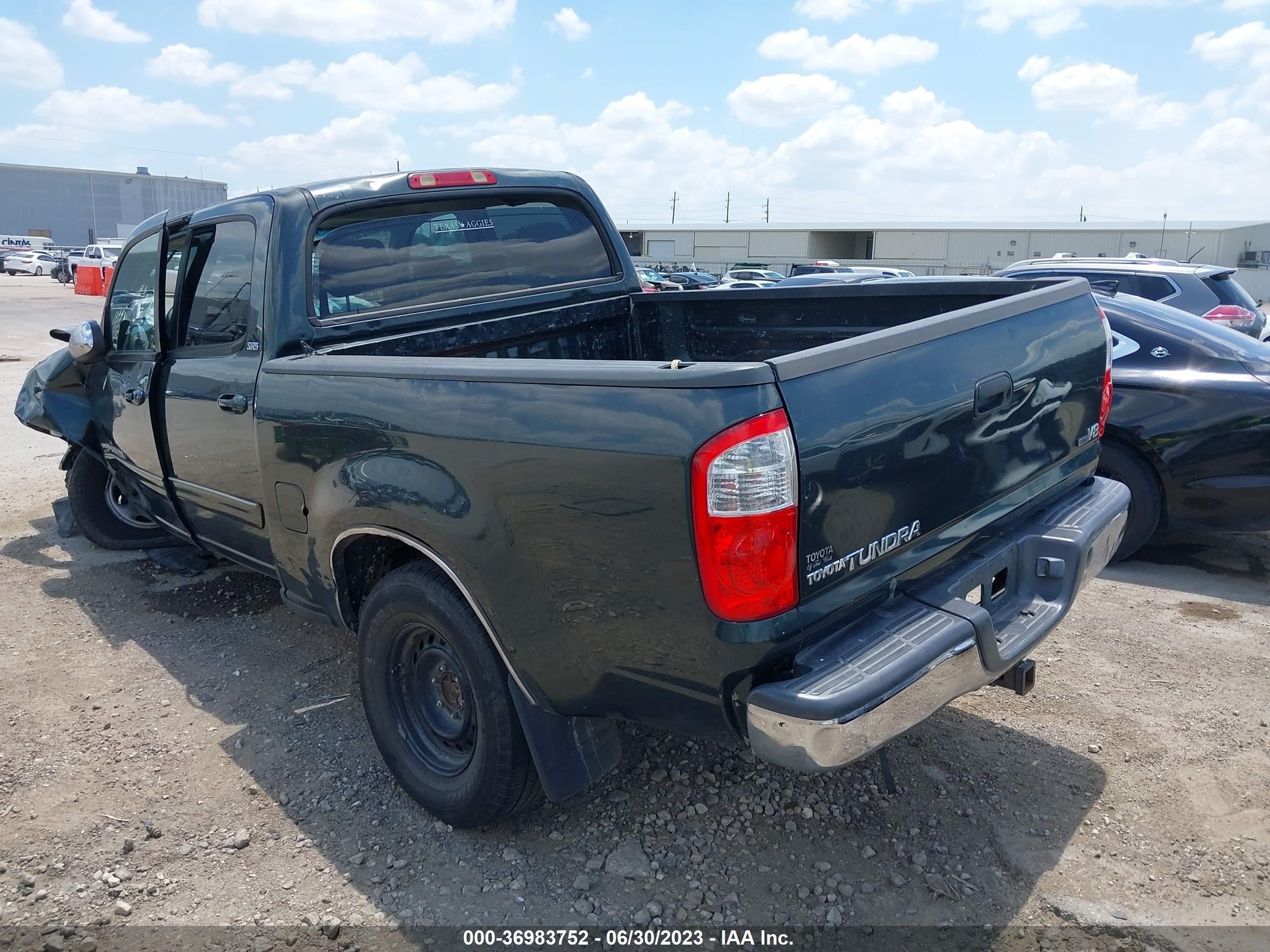 Photo 2 VIN: 5TBET34156S543974 - TOYOTA TUNDRA 