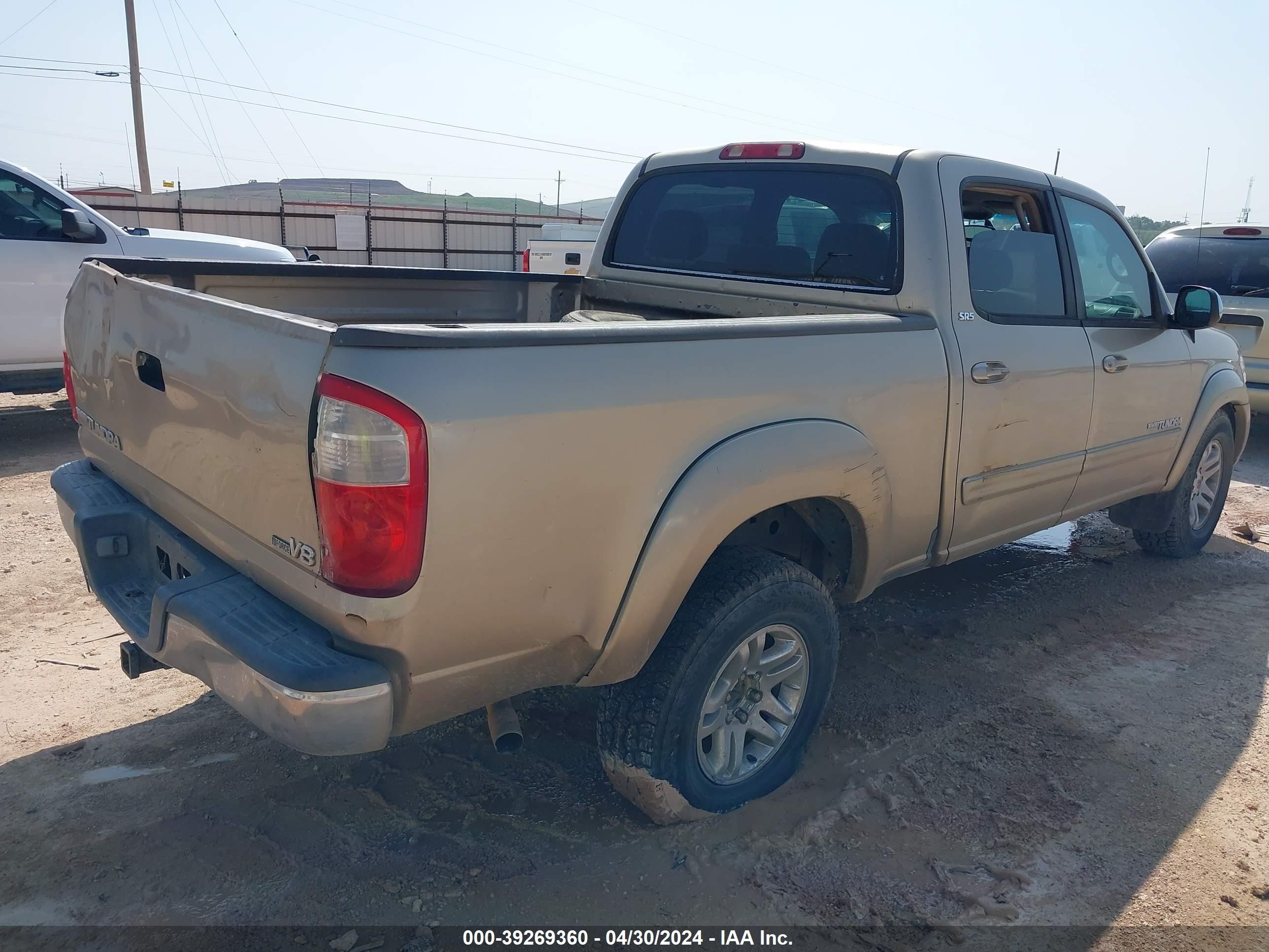 Photo 3 VIN: 5TBET34164S438602 - TOYOTA TUNDRA 