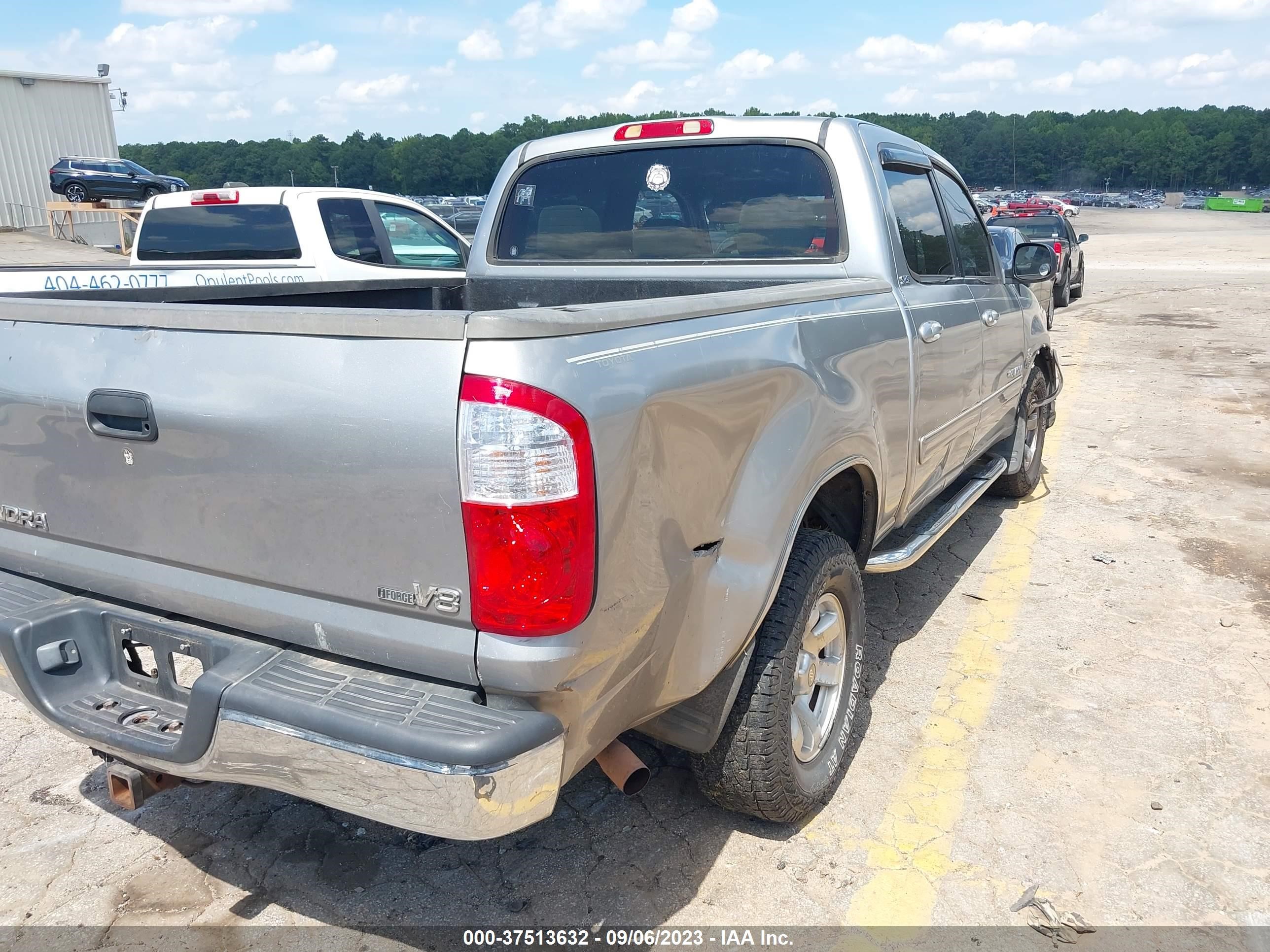 Photo 3 VIN: 5TBET34175S475837 - TOYOTA TUNDRA 