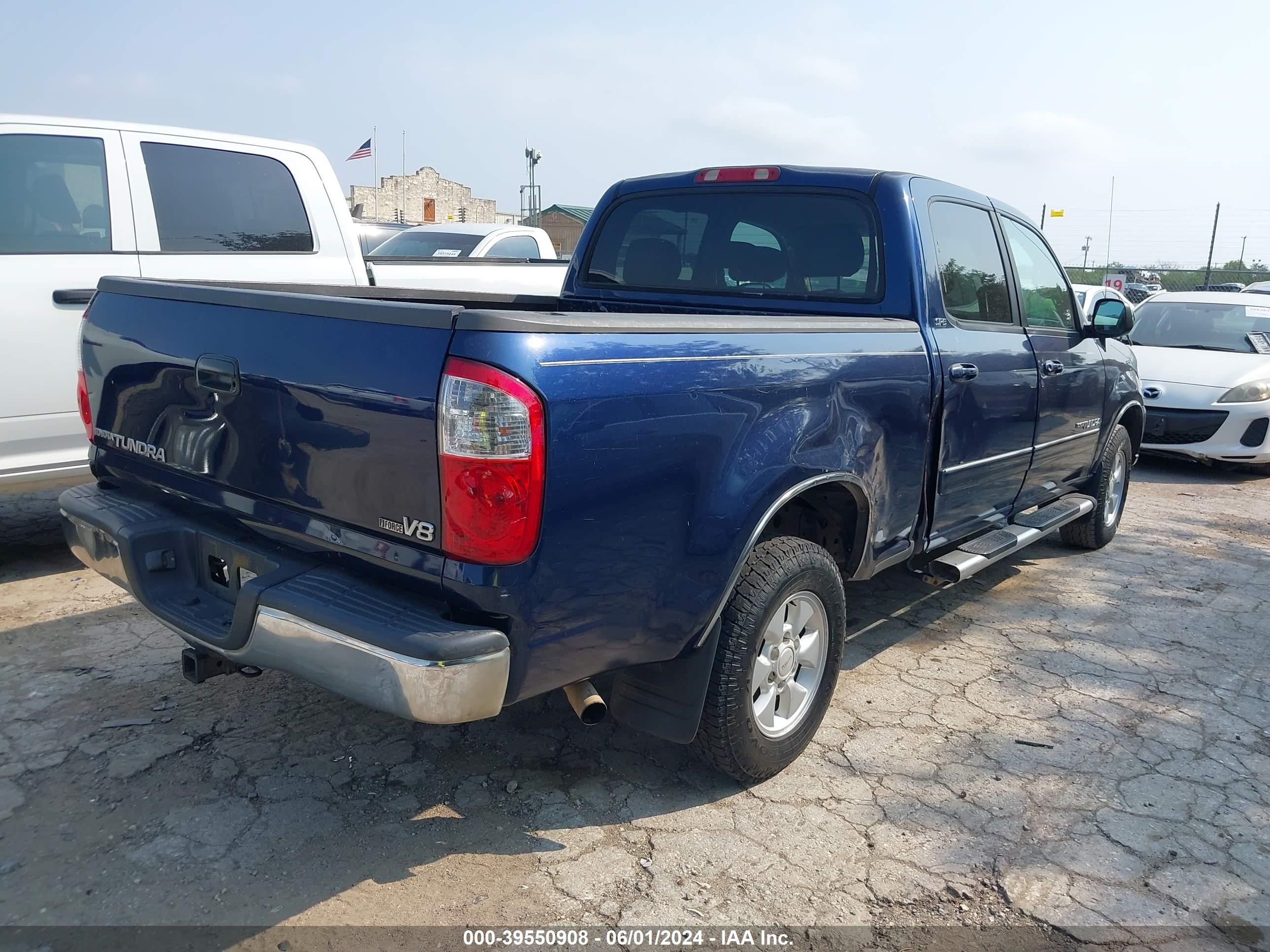 Photo 3 VIN: 5TBET34184S436527 - TOYOTA TUNDRA 