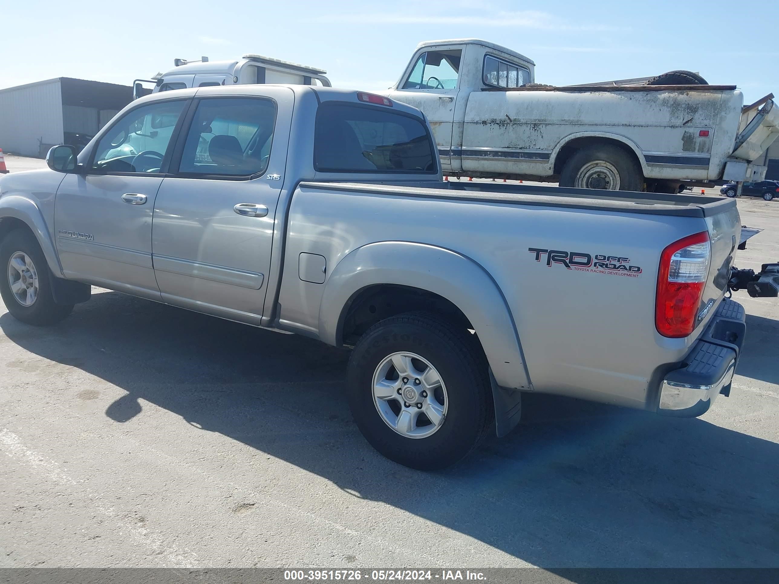 Photo 2 VIN: 5TBET34186S515179 - TOYOTA TUNDRA 