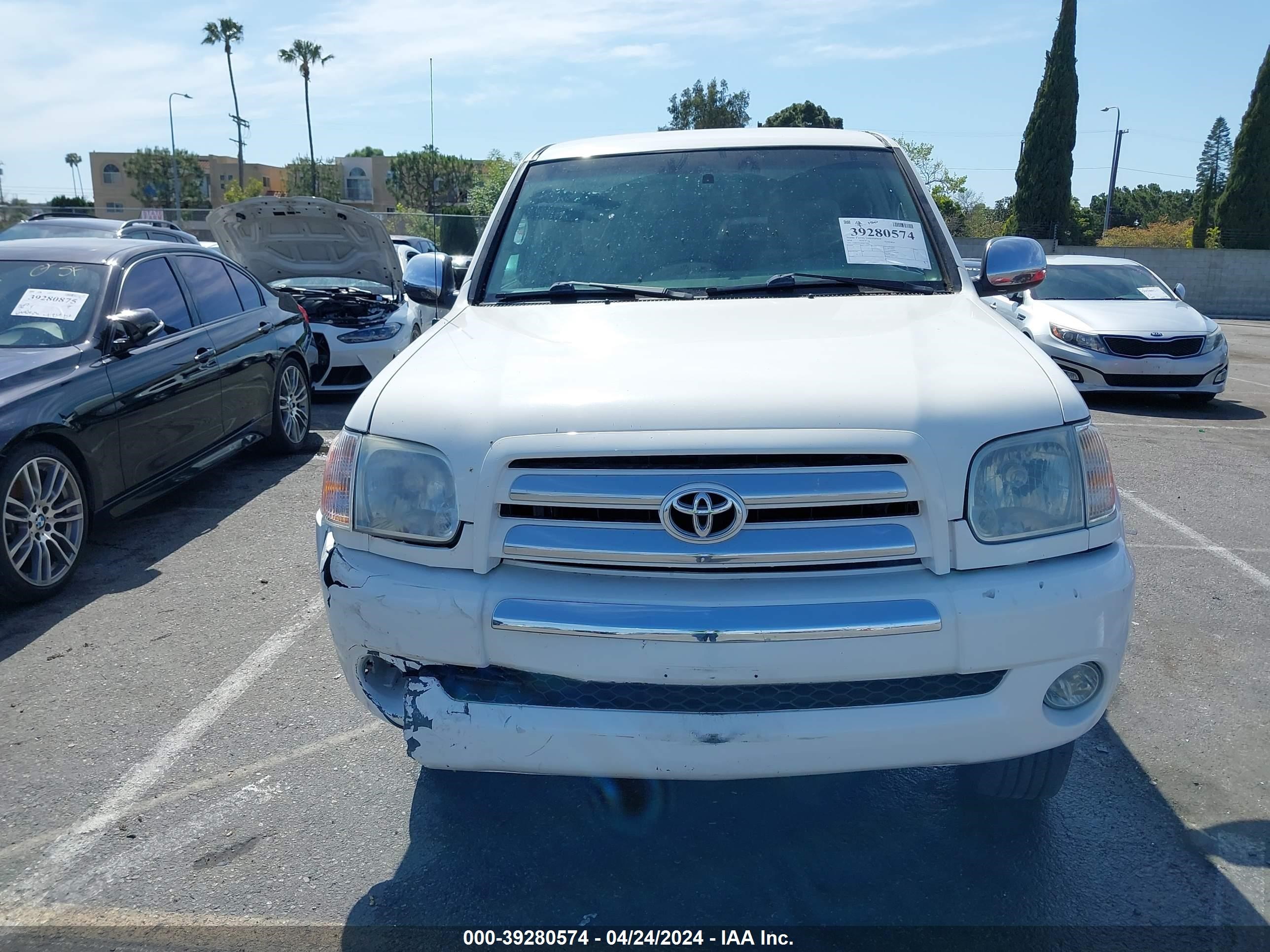 Photo 11 VIN: 5TBET34186S517837 - TOYOTA TUNDRA 