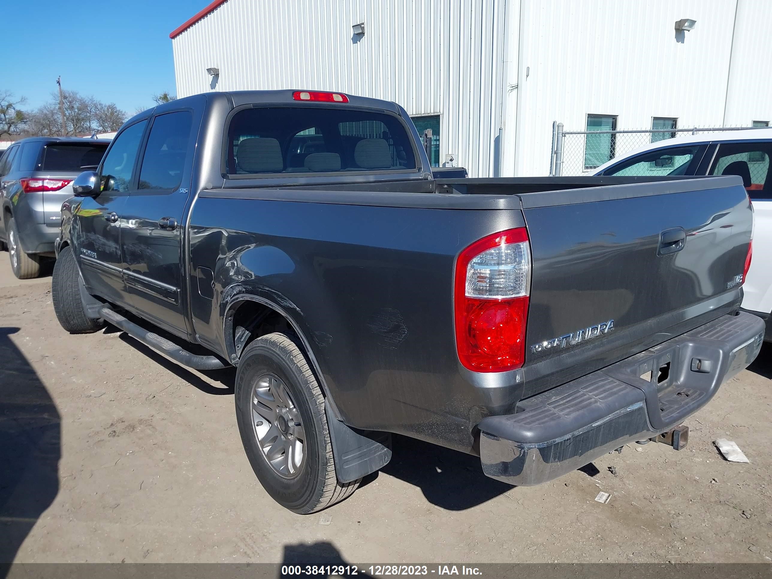 Photo 2 VIN: 5TBET34186S550465 - TOYOTA TUNDRA 