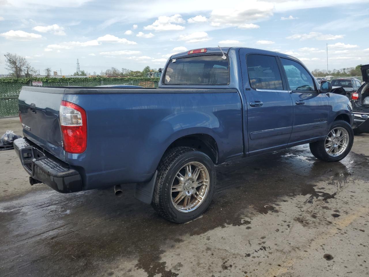 Photo 2 VIN: 5TBET34194S455104 - TOYOTA TUNDRA 