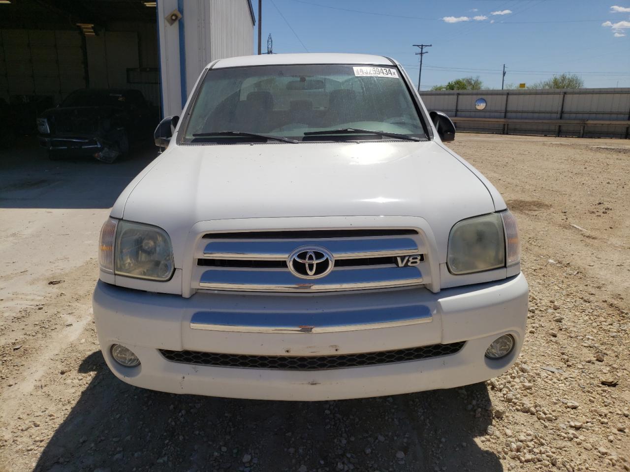 Photo 4 VIN: 5TBET34195S480070 - TOYOTA TUNDRA 