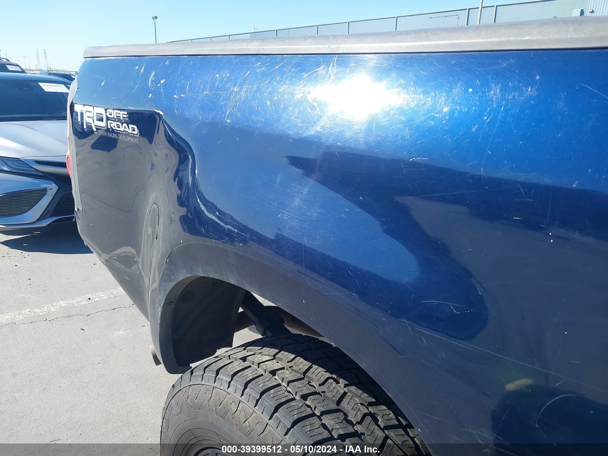 Photo 5 VIN: 5TBET341X4S440501 - TOYOTA TUNDRA 