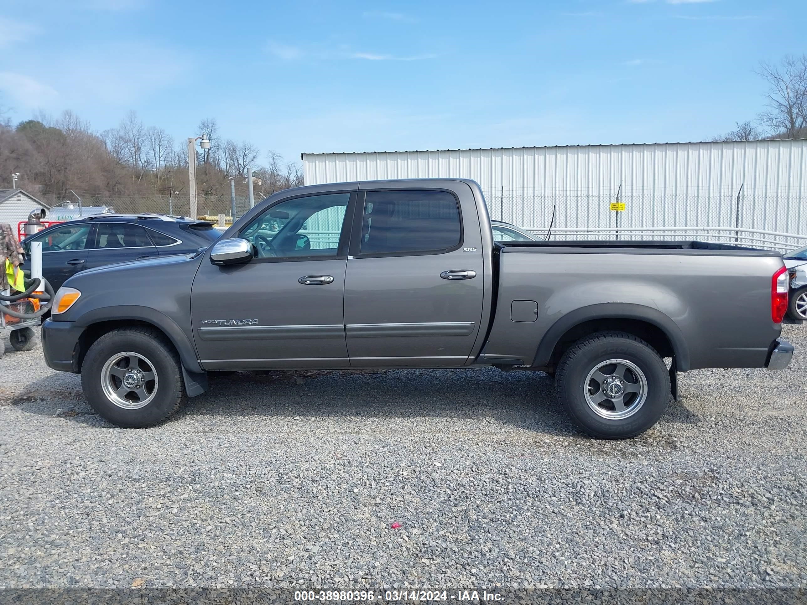 Photo 13 VIN: 5TBET341X5S488176 - TOYOTA TUNDRA 