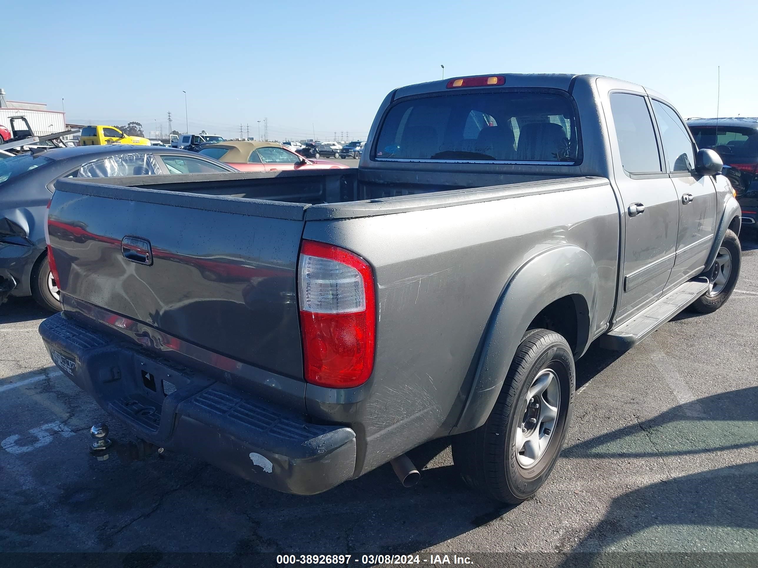 Photo 4 VIN: 5TBET38124S448649 - TOYOTA TUNDRA 