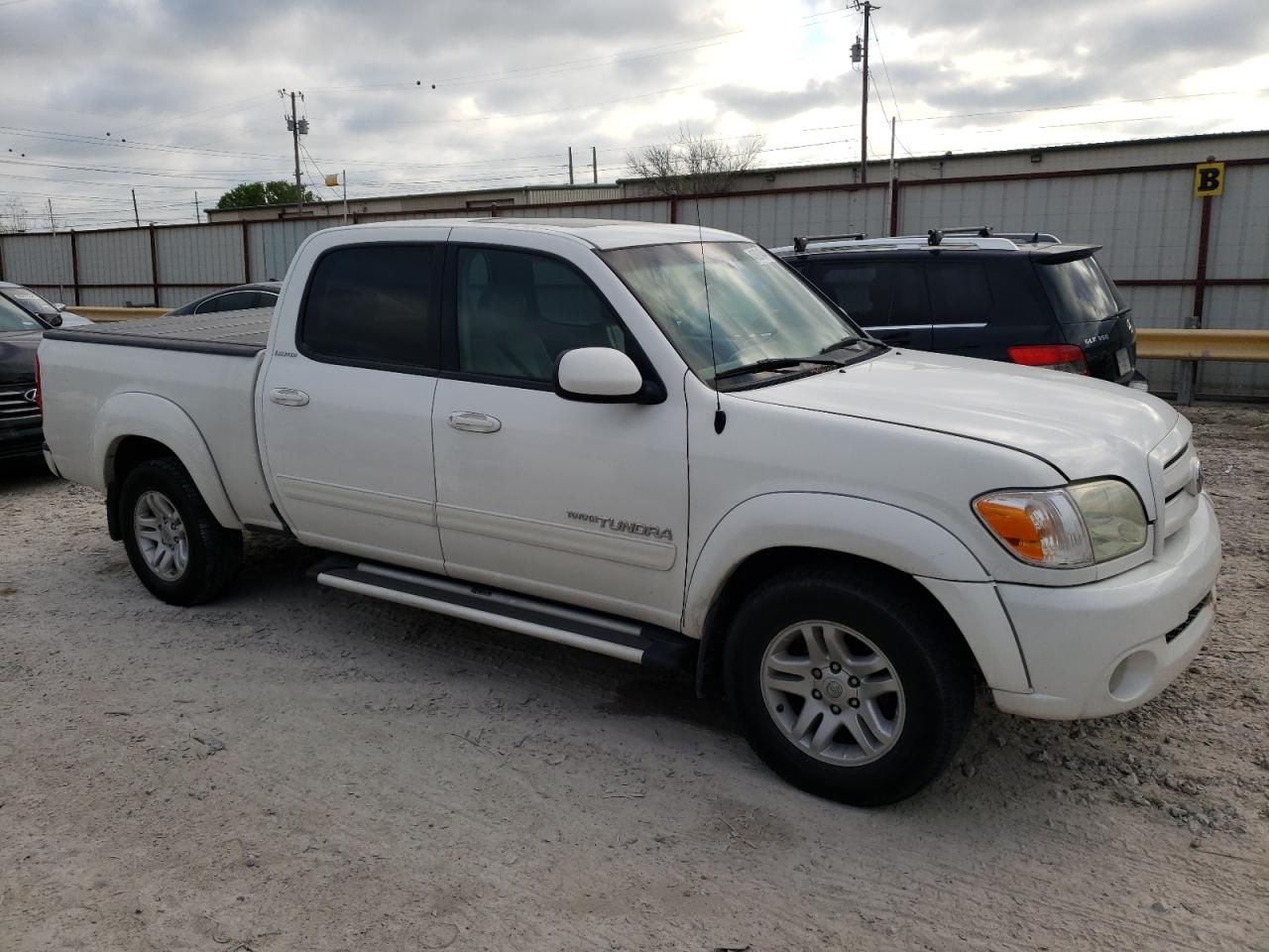 Photo 3 VIN: 5TBET38146S502889 - TOYOTA TUNDRA 