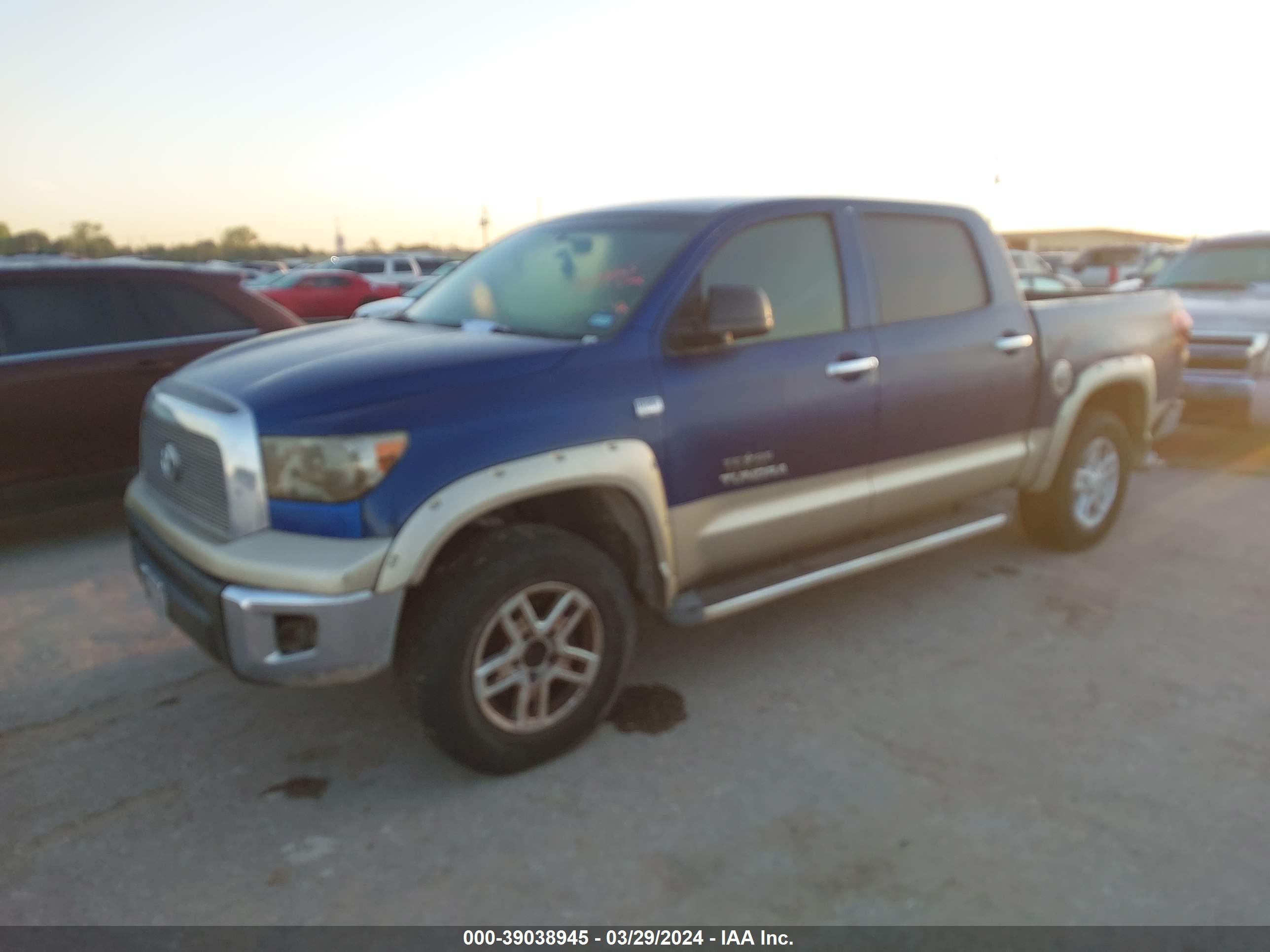 Photo 1 VIN: 5TBET54187S456342 - TOYOTA TUNDRA 