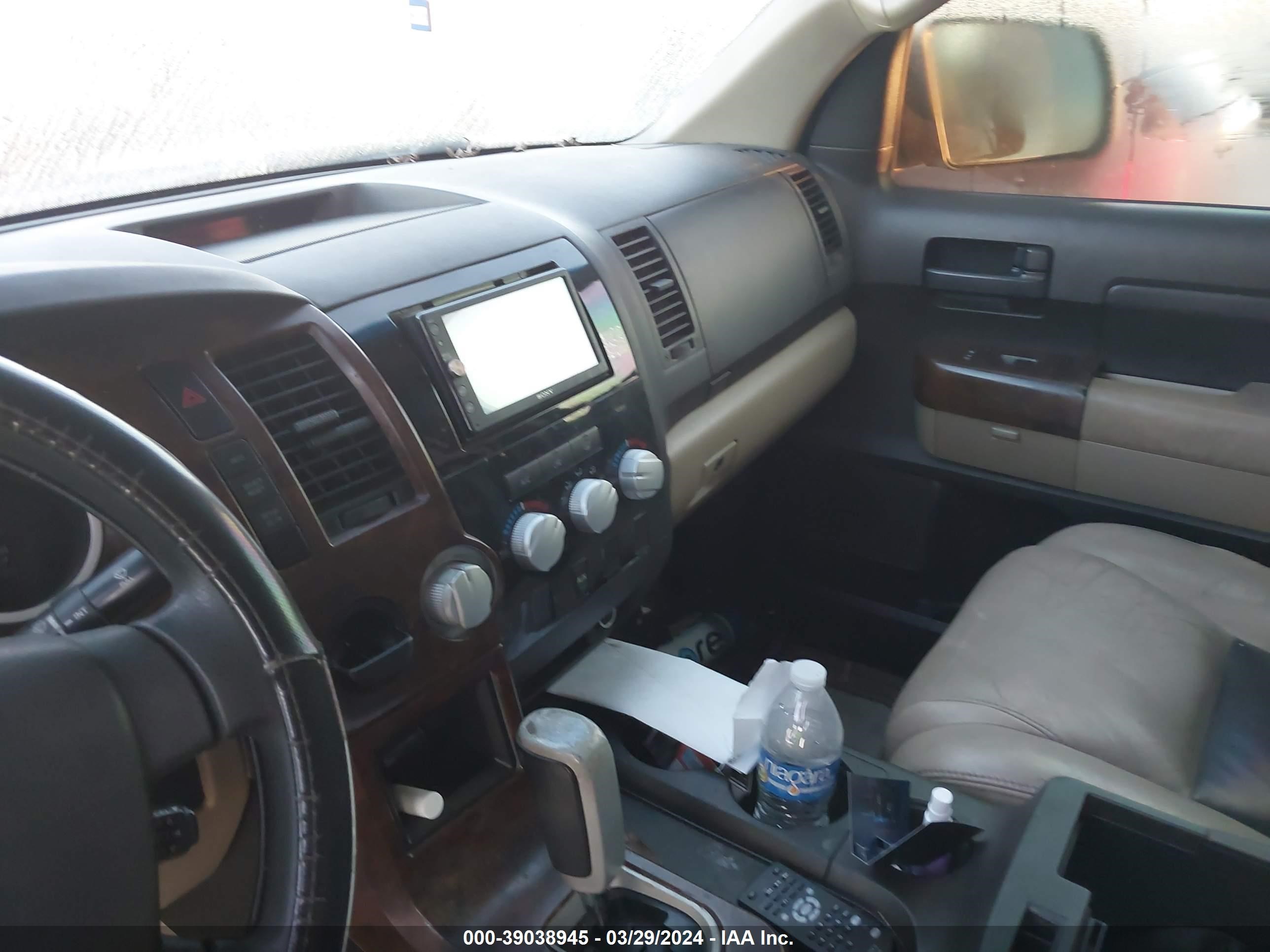 Photo 5 VIN: 5TBET54187S456342 - TOYOTA TUNDRA 