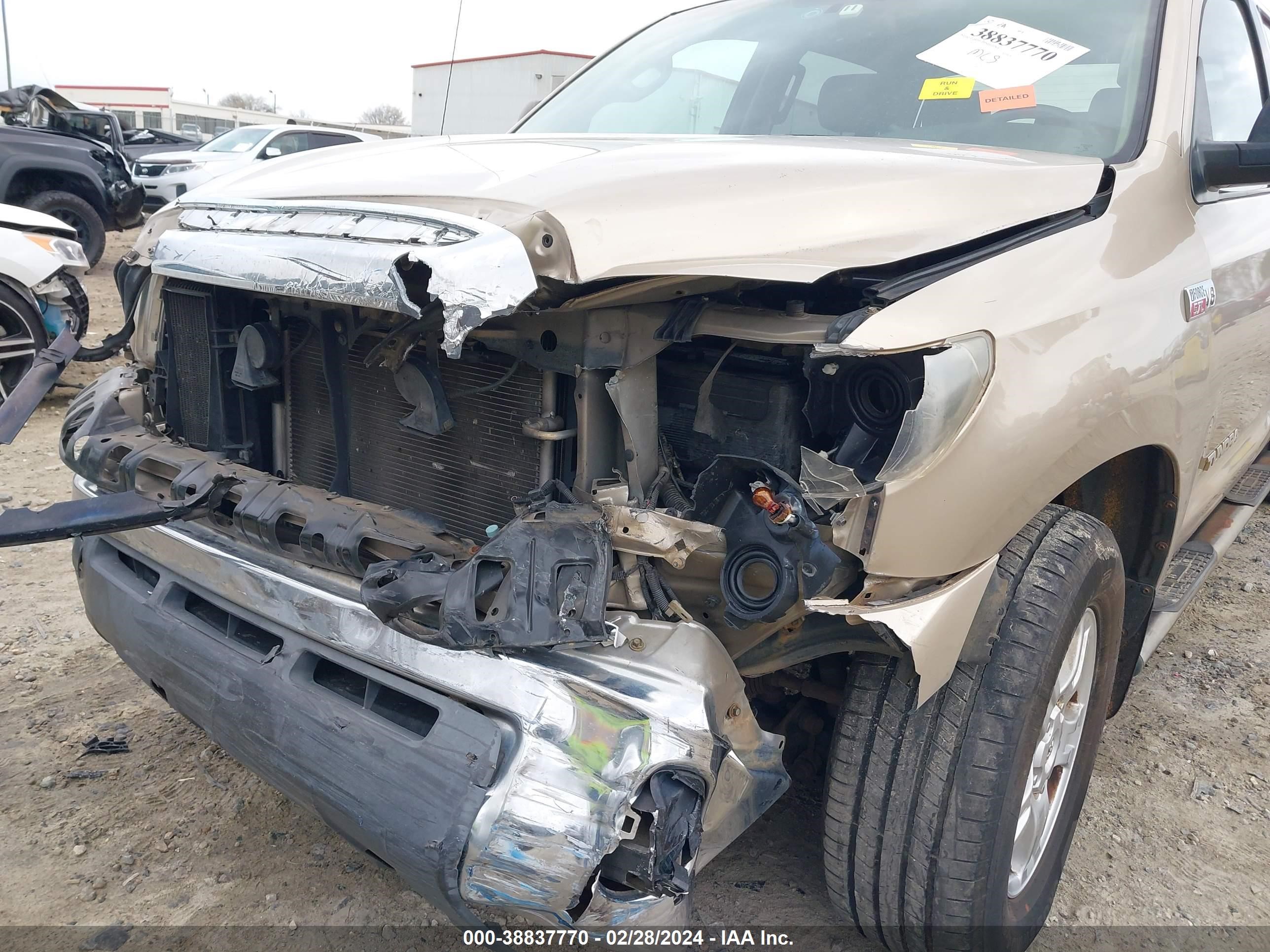 Photo 5 VIN: 5TBEV54137S455657 - TOYOTA TUNDRA 