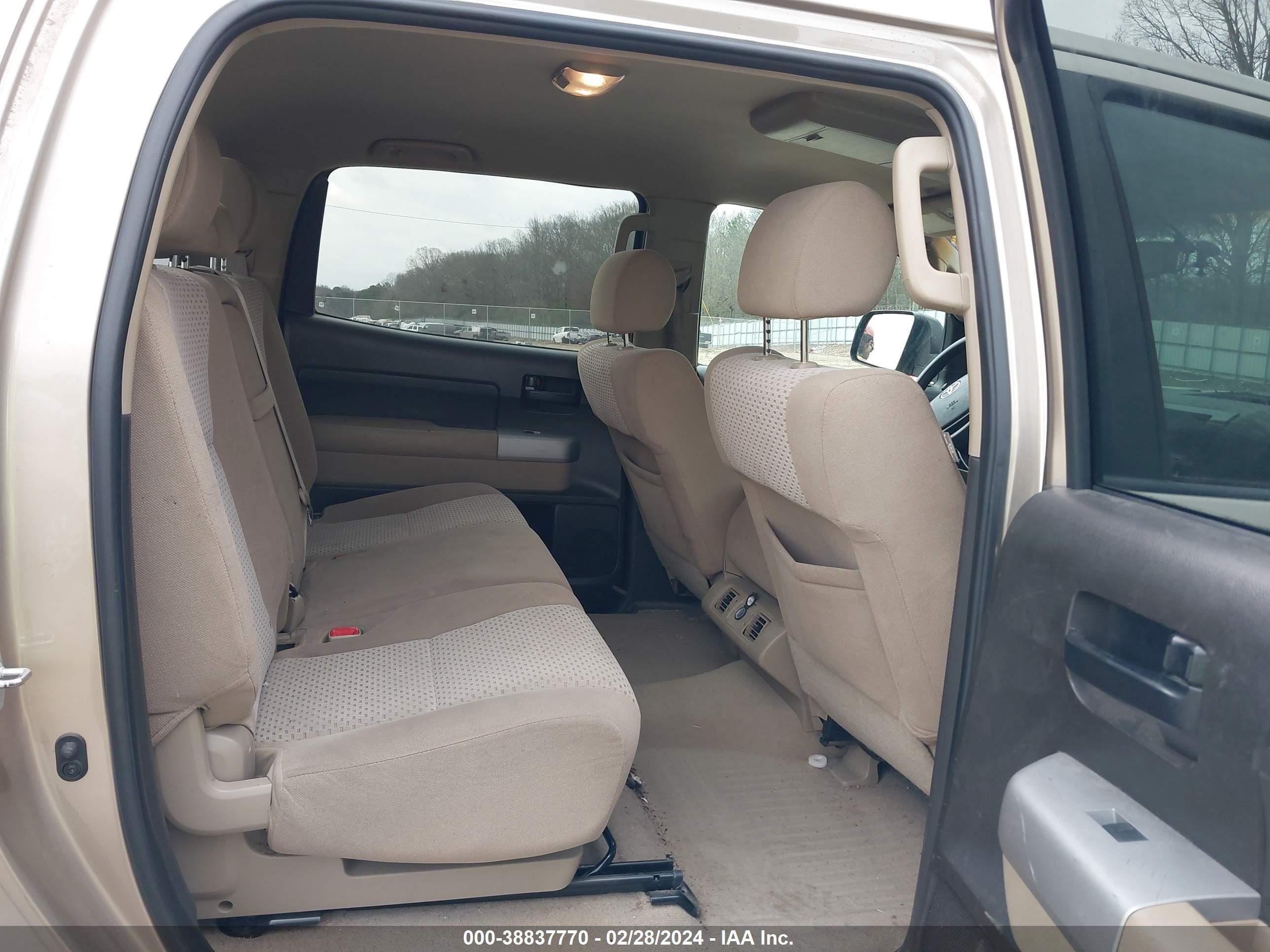 Photo 7 VIN: 5TBEV54137S455657 - TOYOTA TUNDRA 