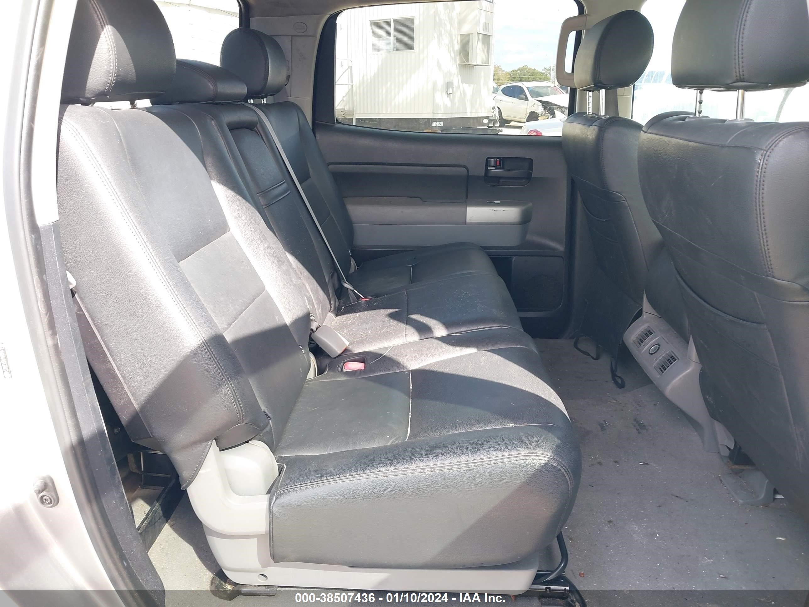 Photo 7 VIN: 5TBEV54148S477880 - TOYOTA TUNDRA 