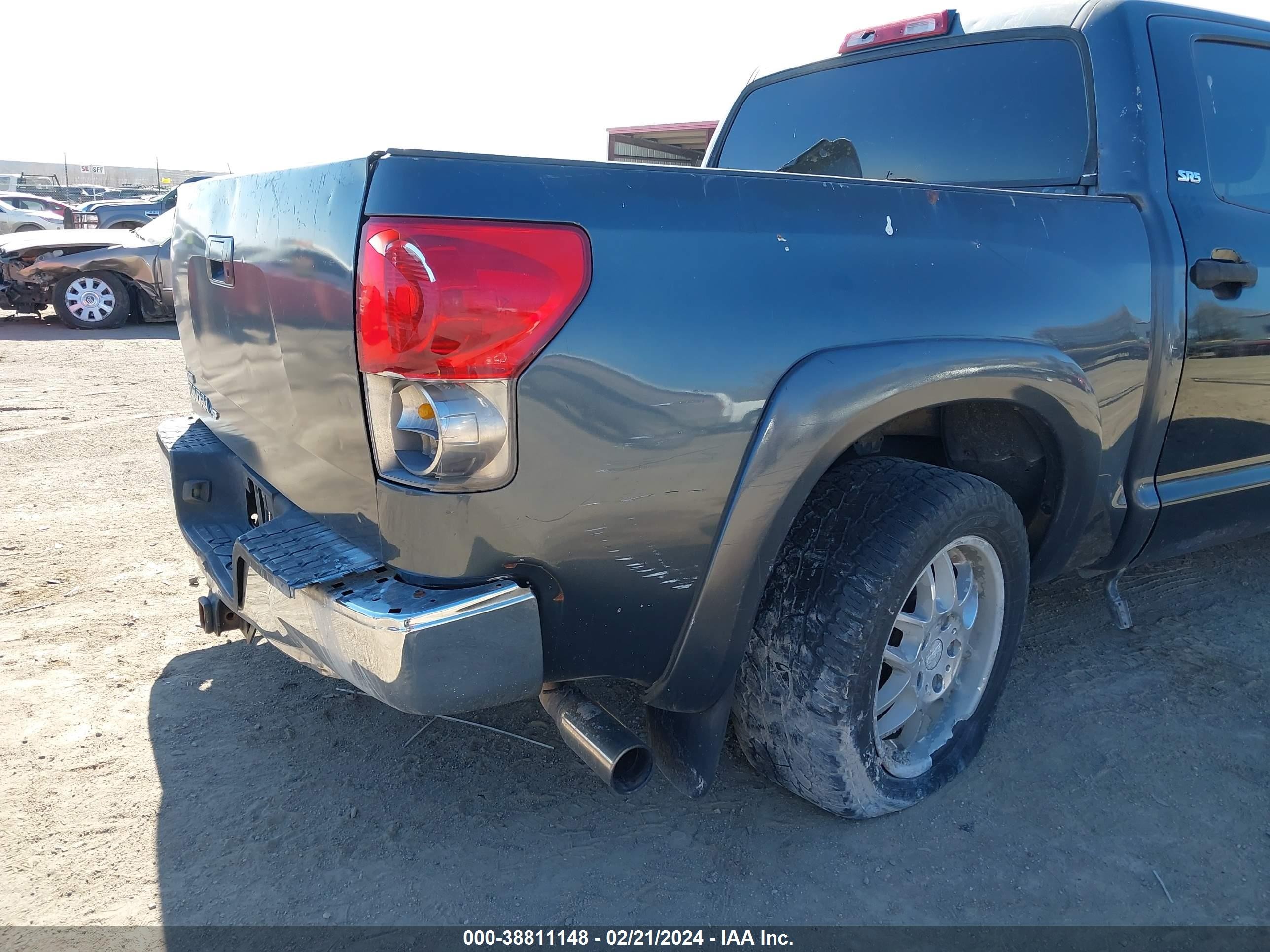 Photo 5 VIN: 5TBEV54167S466281 - TOYOTA TUNDRA 