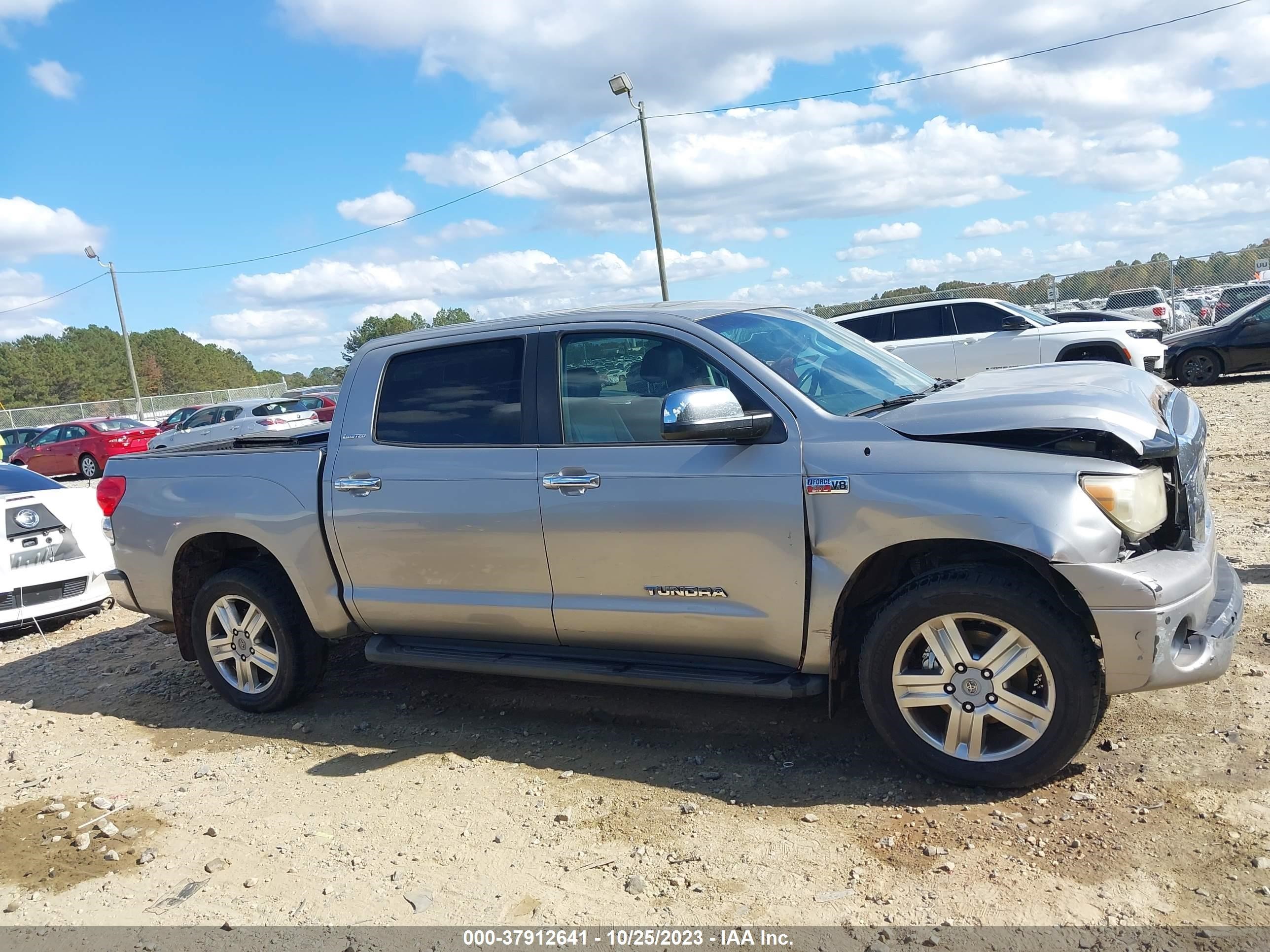 Photo 13 VIN: 5TBEV58157S456478 - TOYOTA TUNDRA 